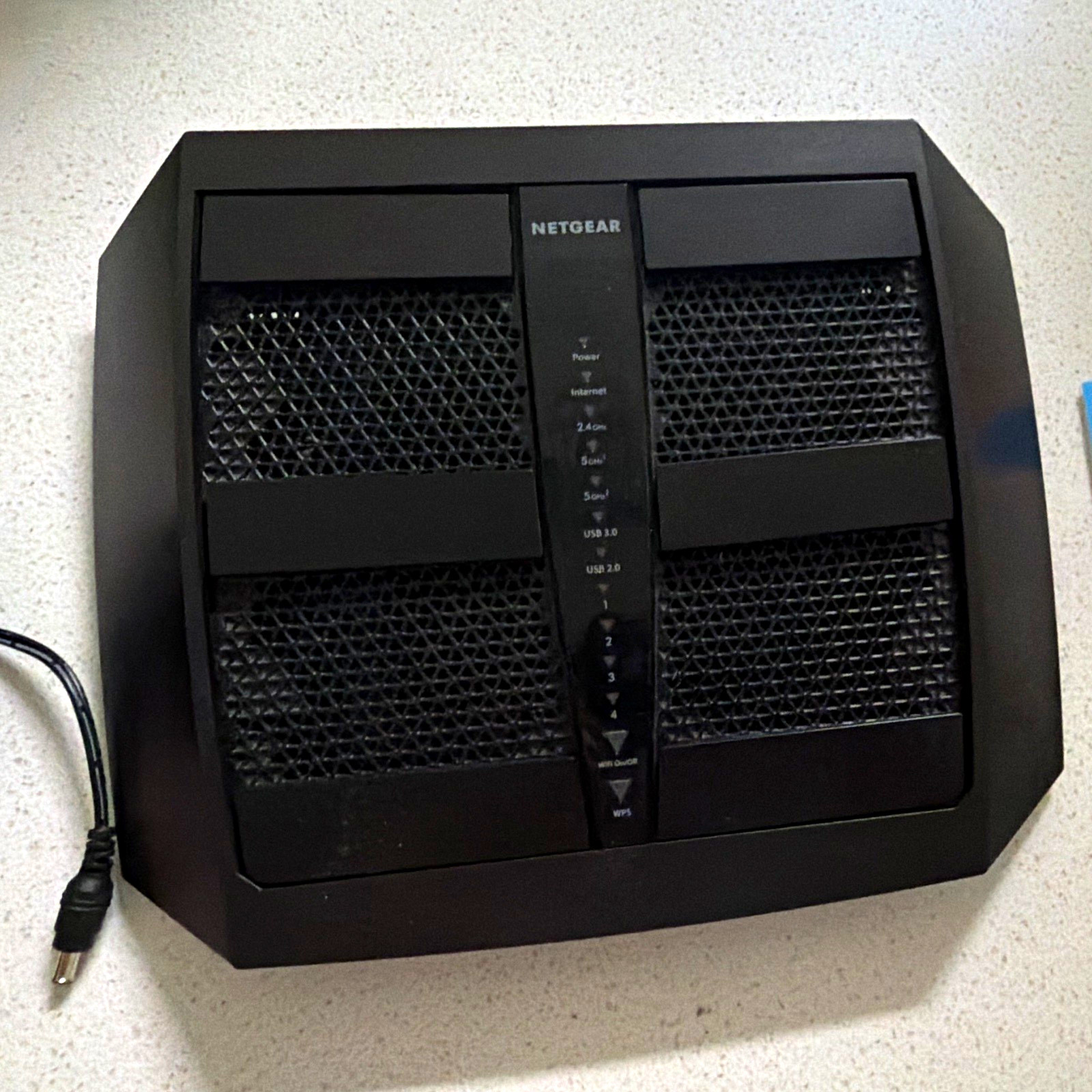 NETGEAR Nighthawk X6S AC4000 Tri-Band Wireless WiFi Router R8000P
