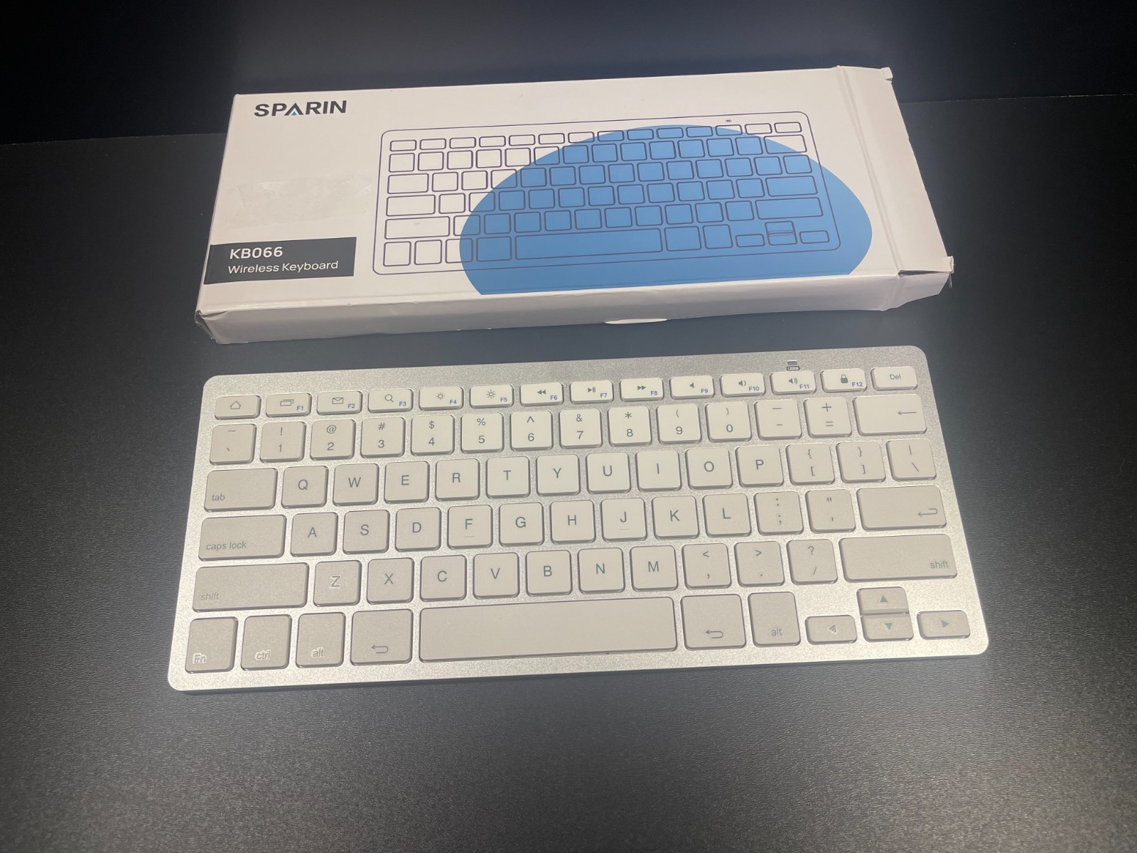 Sparin  Wireless Bluetooth Keyboard KB066 Silver White