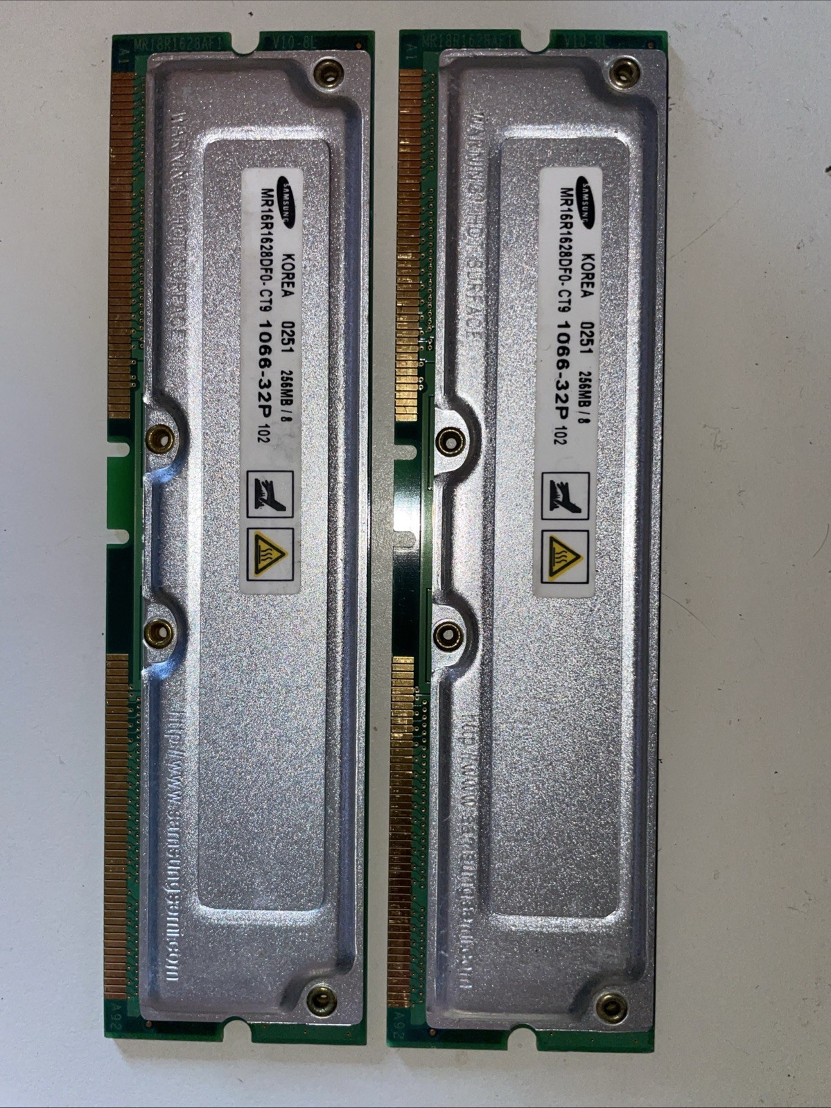 Samsung 512MB Kit 2x256MB PC1066 RDRAM Rambus Memory MR16R1628DF0-CT9 184Pin Pai