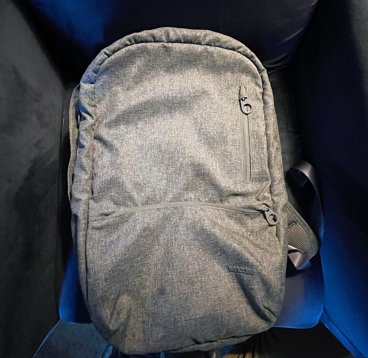 Incase City Lightweight Compact Backpack/laptop bag- gray zip padded straps