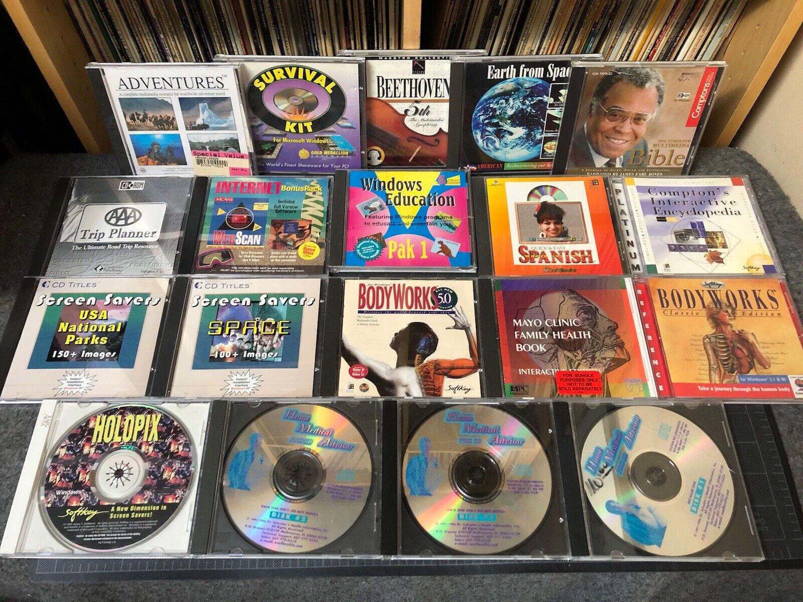 Vintage PC Software CD-ROM (19) Health/Bodyworks/Screensavers/Bible/Spanish MORE