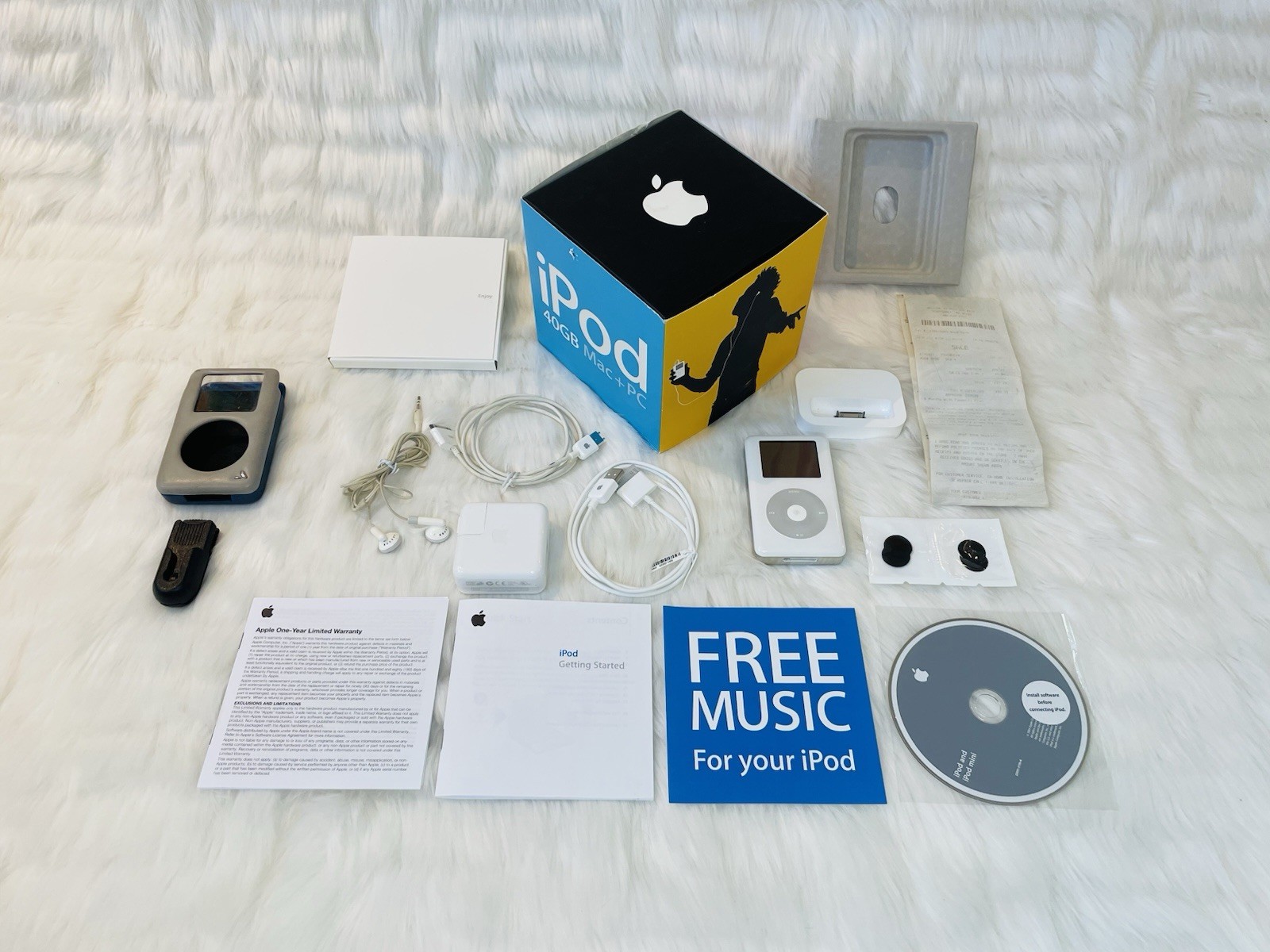 APPLE COLLECTOR 4th Gen 40GB Most Colorful iPod in Original Box Apple Computer