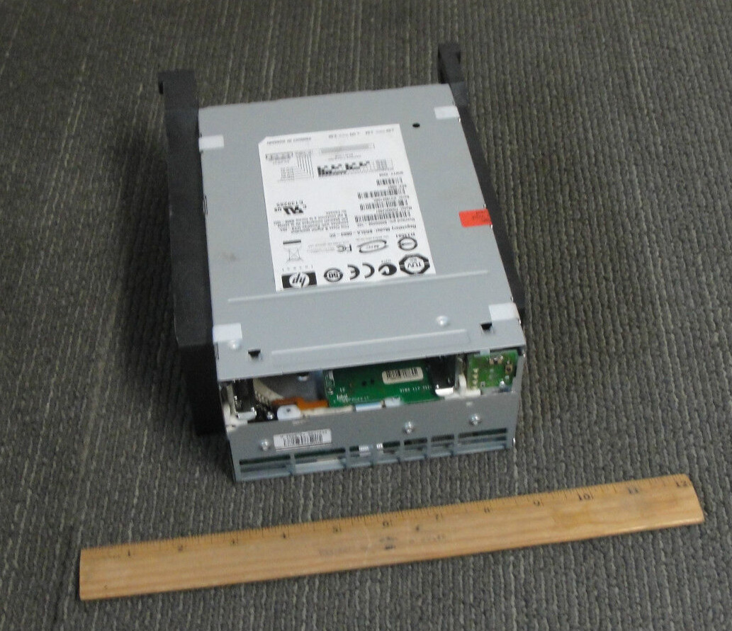 Overland LTO-4 (PD093C#801) SCSI Tape Drive 80000298-102 w/Rails