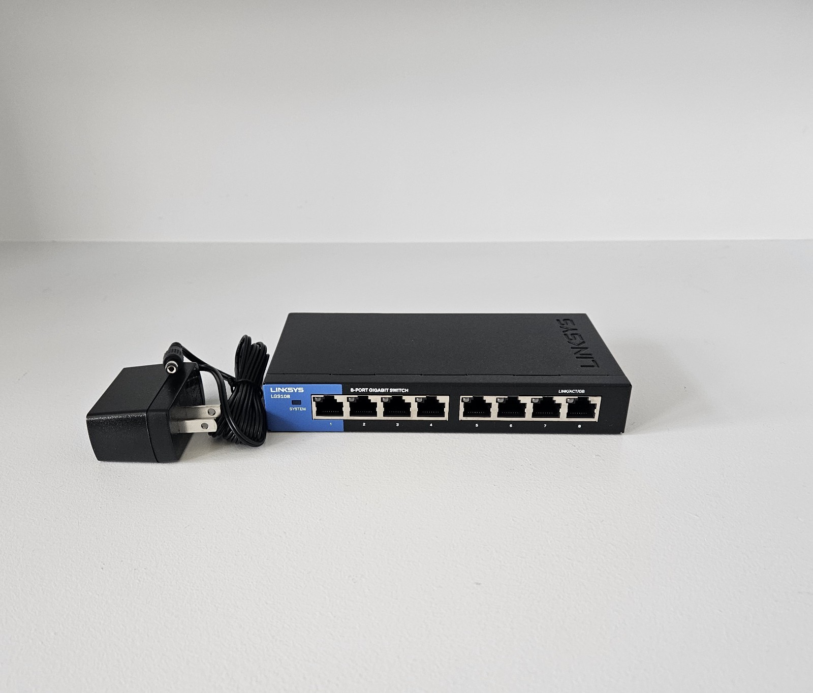 *New/Missing Box* Linksys 8-Port Gigabit Business Desktop Switch LGS108V2