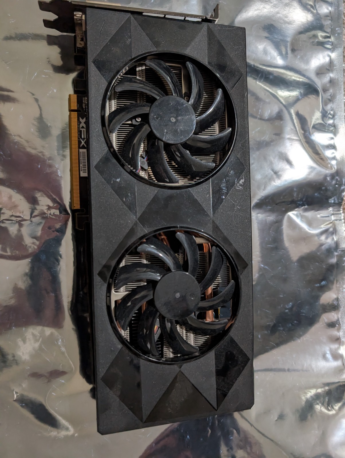 XFX R9 390P 8GB GDDR5 AMD GPU Dual Fan - Tested Working - Linux Verified