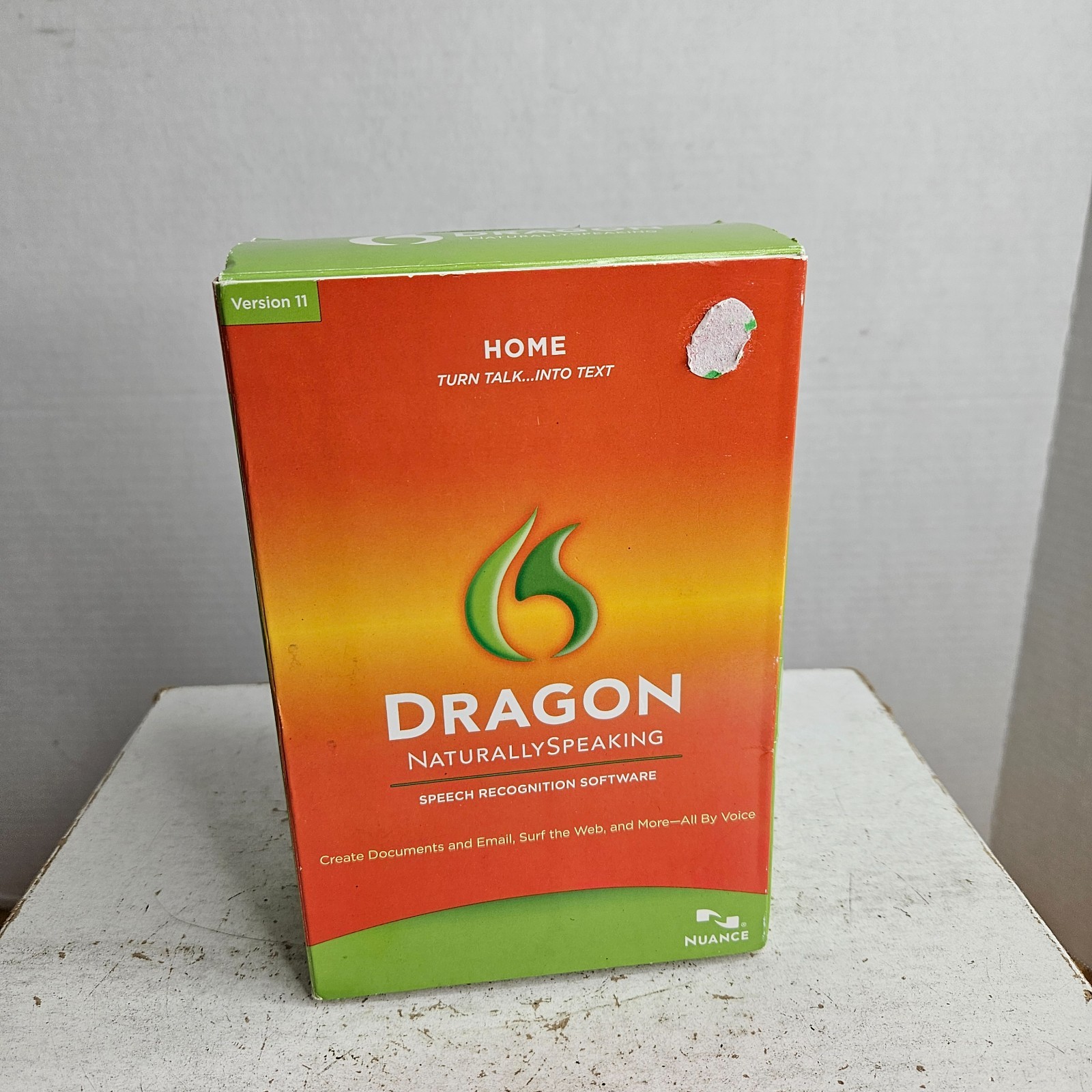 NEW Dragon Naturally Speaking Home Version 11 w/ Headset Mic