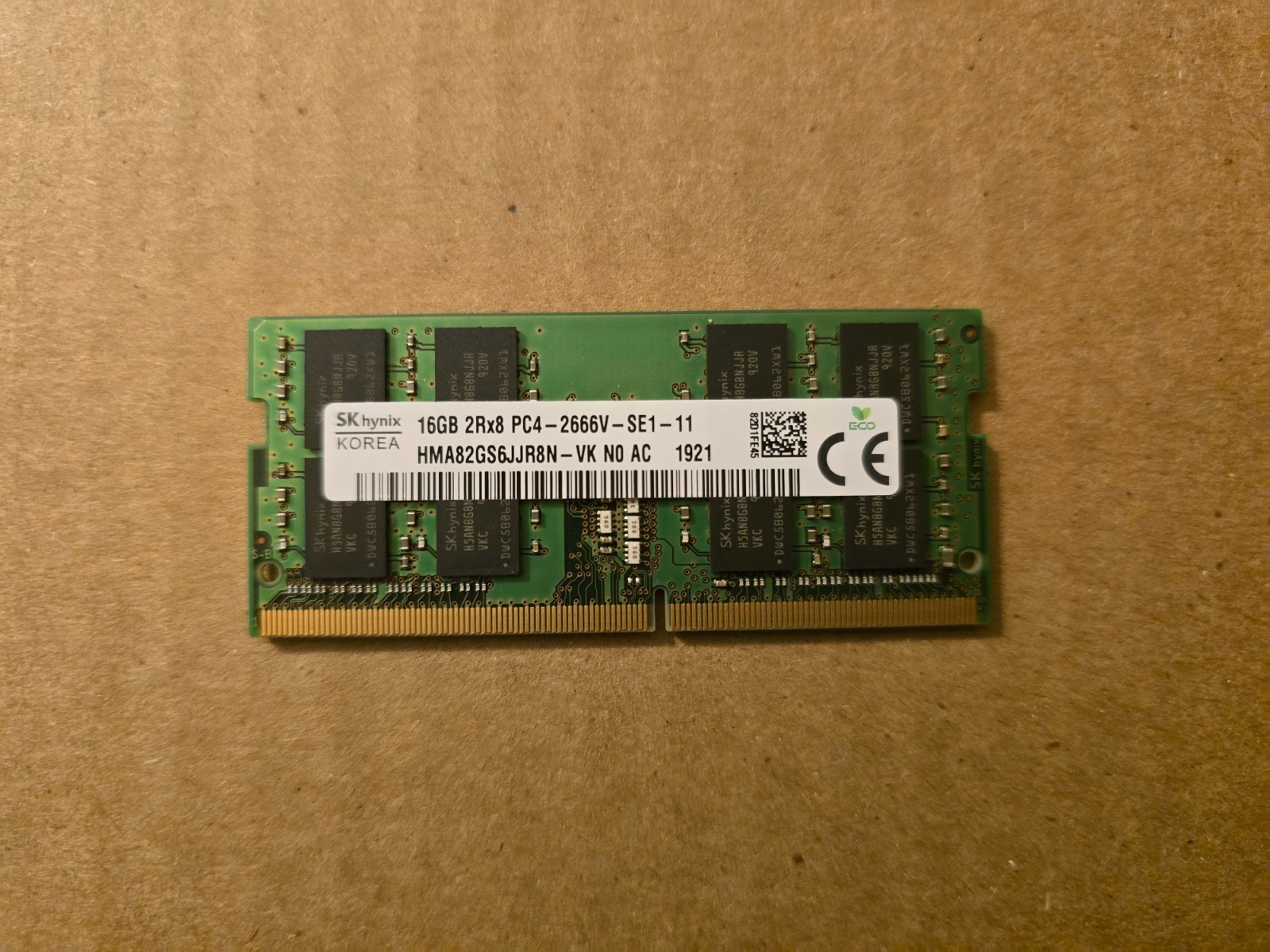 SK Hynix - 16GB 2Rx8 DDR4 2666 PC4 21300 SODIMM - HMA82GS6JJR8N-VK