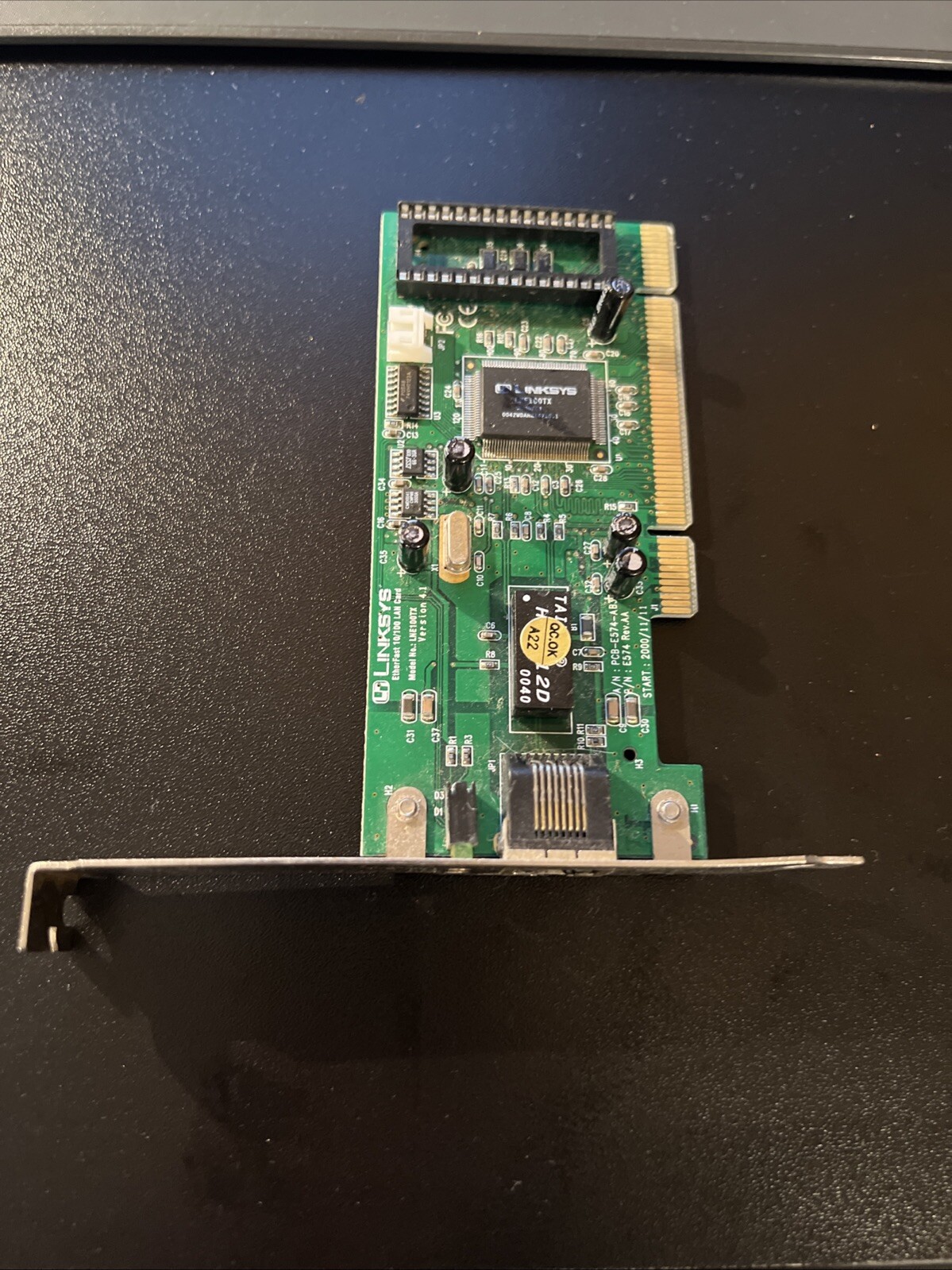 Linksys (LNE100TXV4) Network Adapter