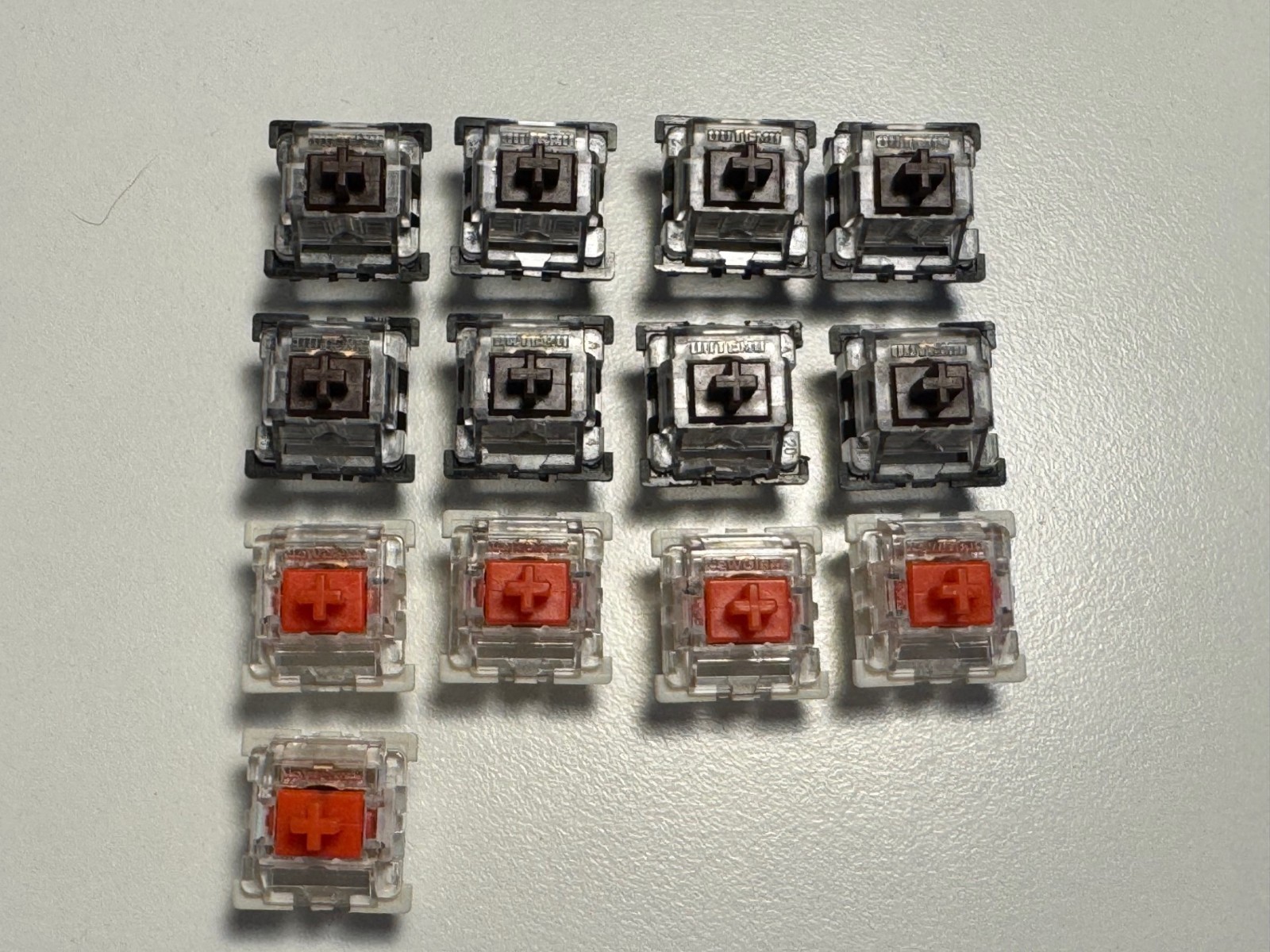 13 PIECE 3 PIN MECHANICAL REPLACEMENT KEYS MECHANICAL KEYBOARD - 8 BROWN - 5 RED