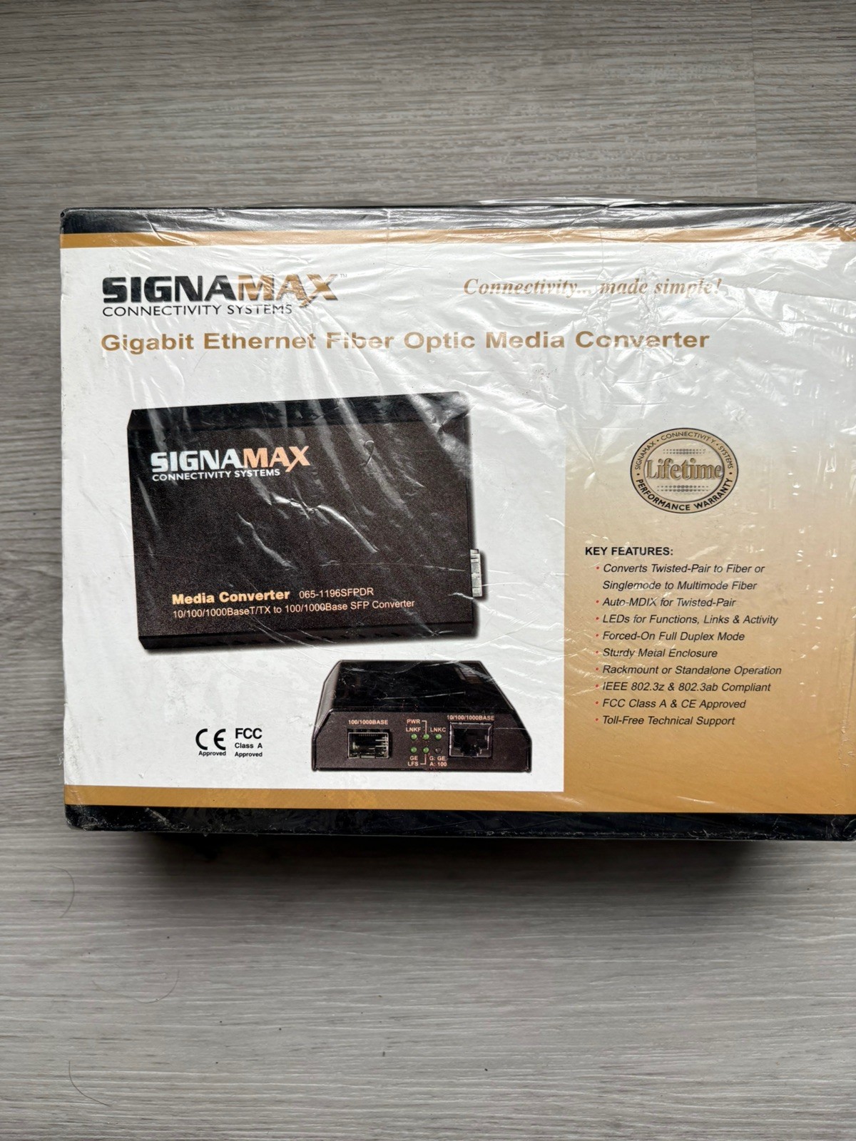 SIGNAMAX 065-1197 1000BaseT to 1000BaseLX Converter SC 10KM Span