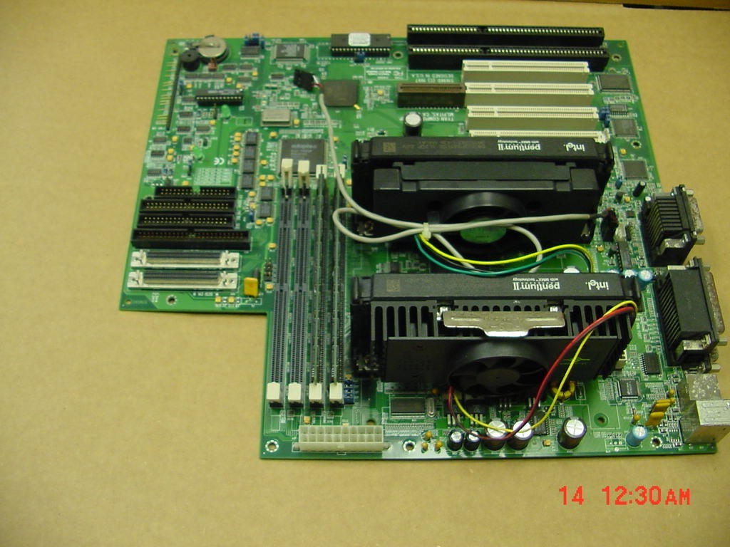 Motherboard Tyan S1696D WITH DUAL PII 333 CPU AND 512MB RAM