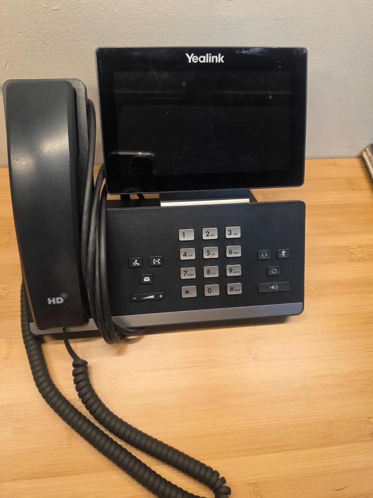 Yealink T57W Prime Business 7" Touch LCD Disply SIP IP Phone Used in Box