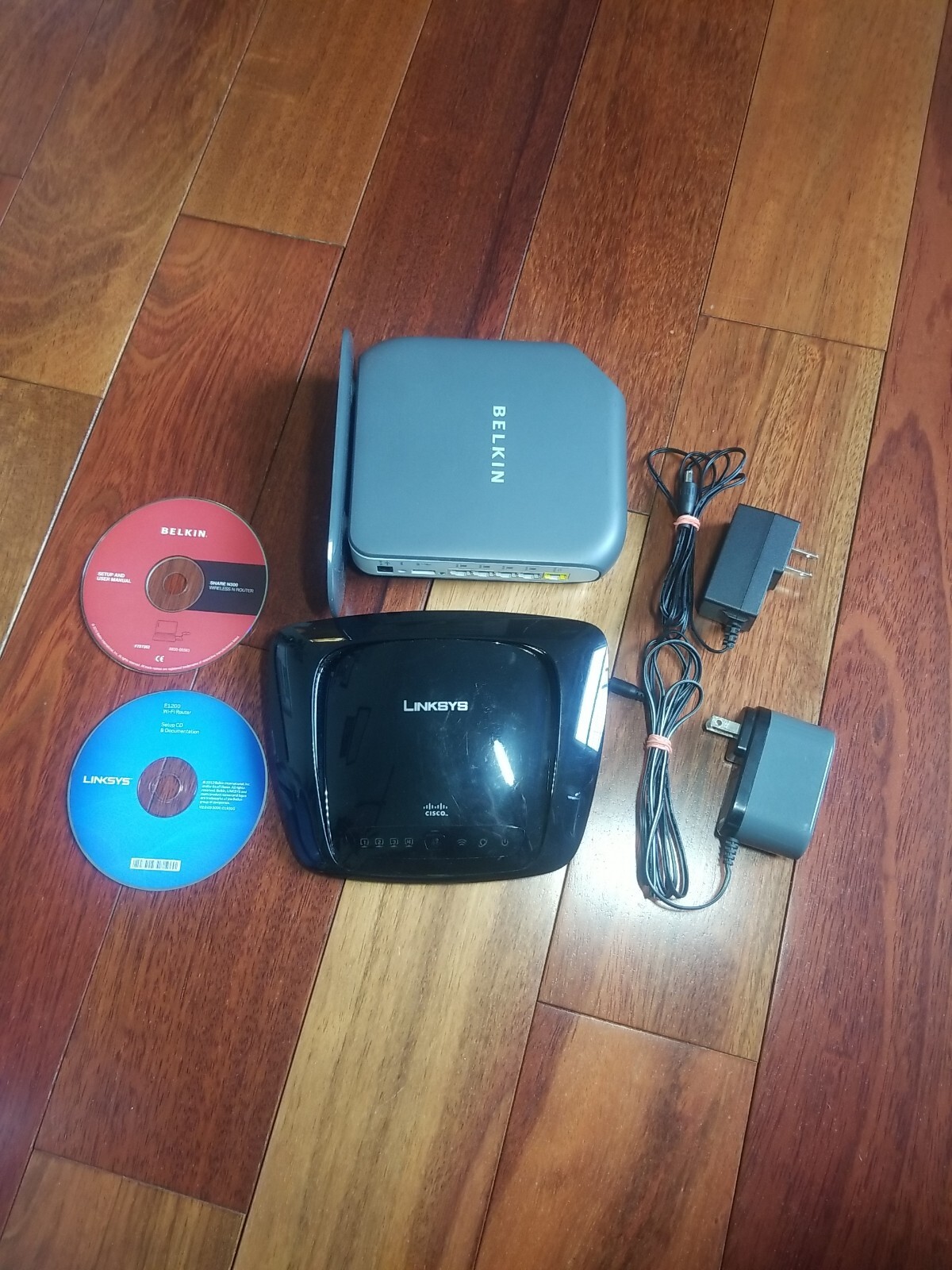 Belkin Share N300 F7D3302 WiFi Wireless Router & Cisco Linksys Router WRT160N