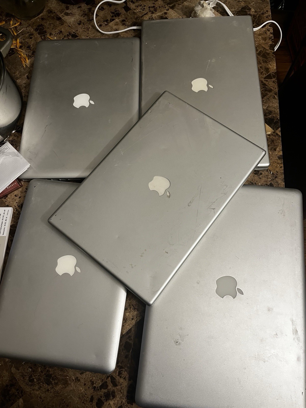 Apple Computer Mixed Lot: MacBook Pro Laptop + Mac mini Desktop Bundle