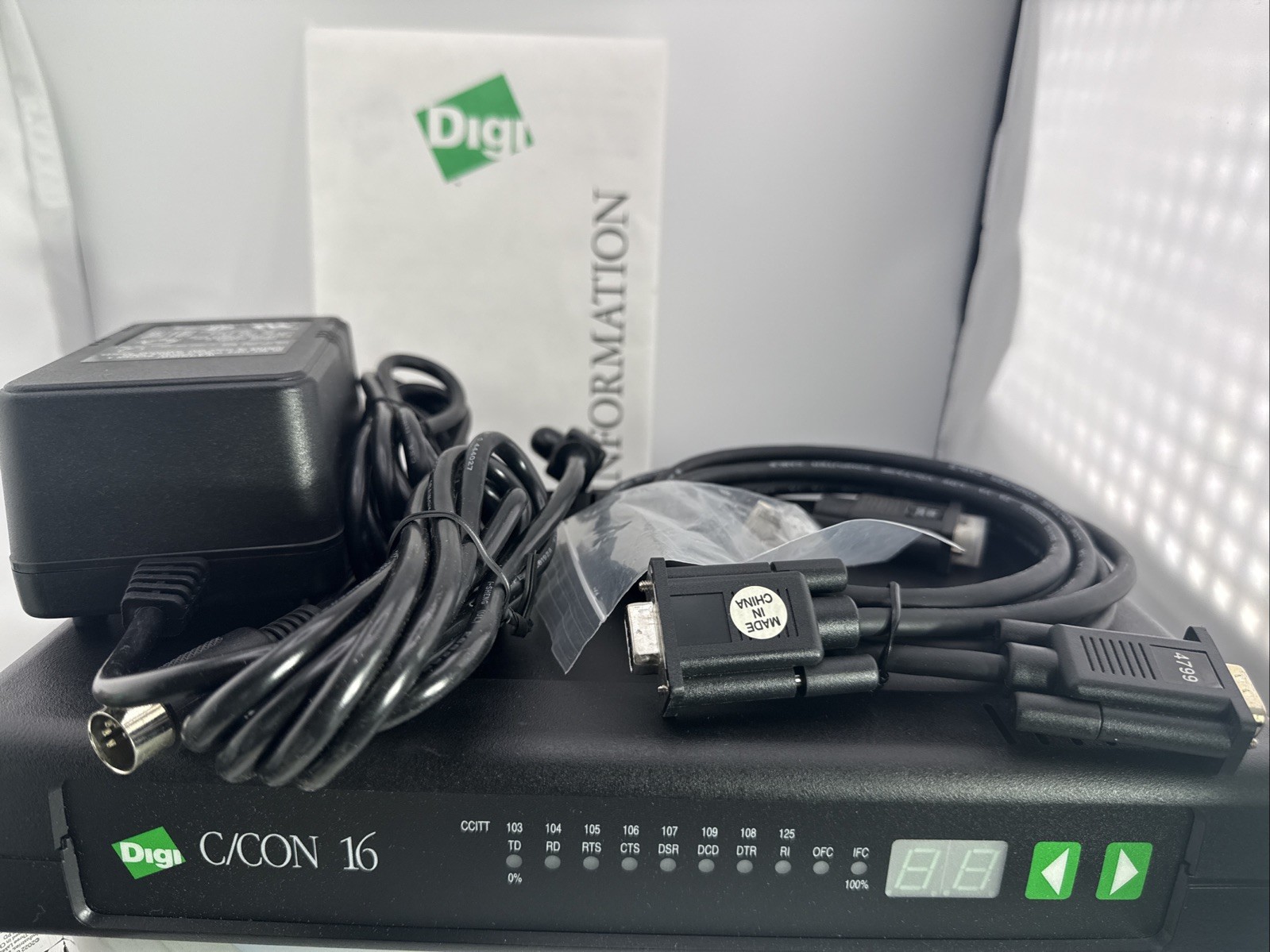 Digi C/Con 16 Ports Server Switch 50000584-01 RJ45 Power Supply W/ Original Box