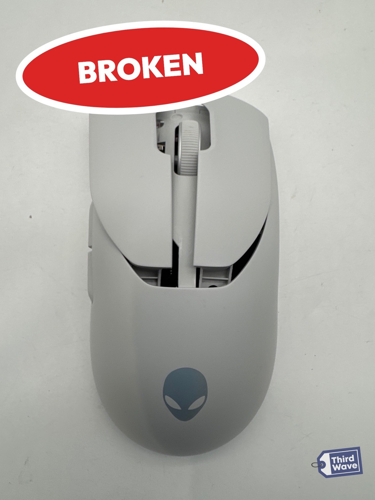 (BROKEN) Alienware Pro Wireless Gaming Mouse Optical 6 Button Lunar Light 4GH7N