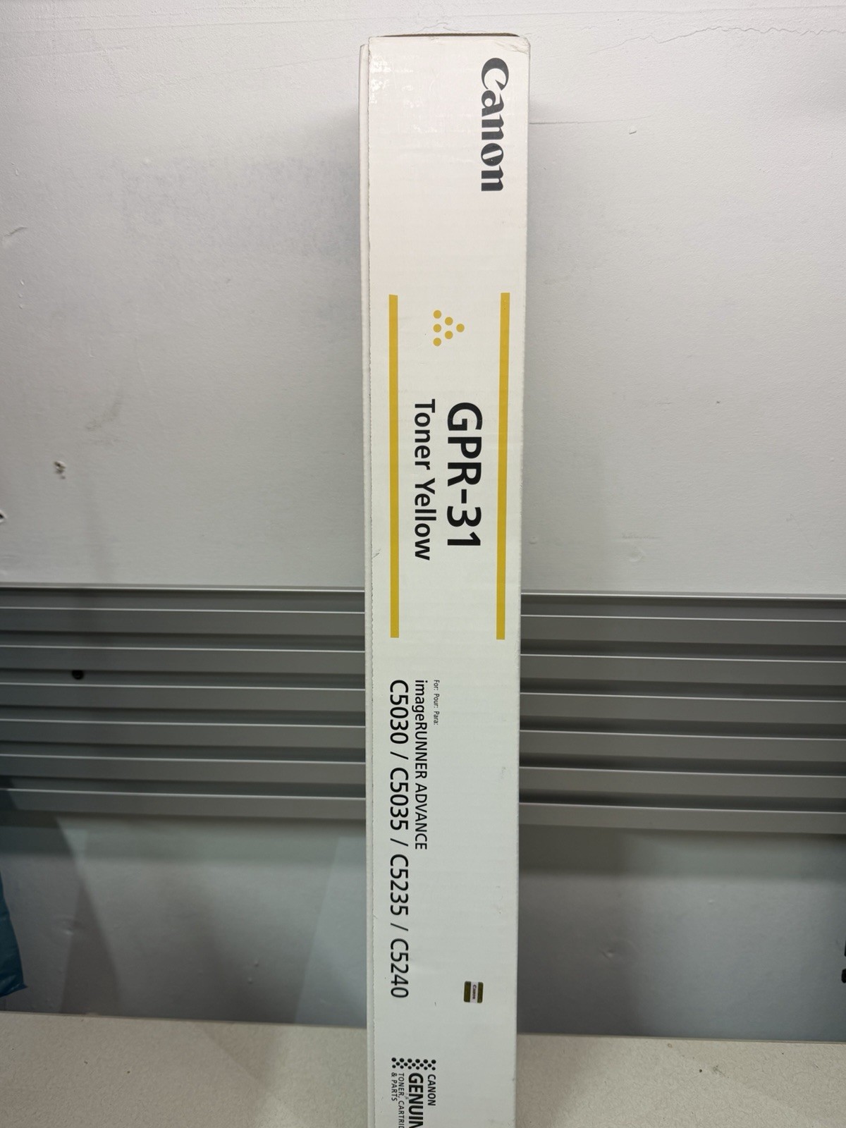 New SEALED Canon GPR-31 (2802B003AC) Yellow Genuine Toner Cartridge