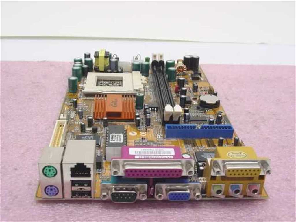 PC Chips 528VE10 Socket 370 Motherboard PC133 GFXcel Baby ATX PGA mPGA