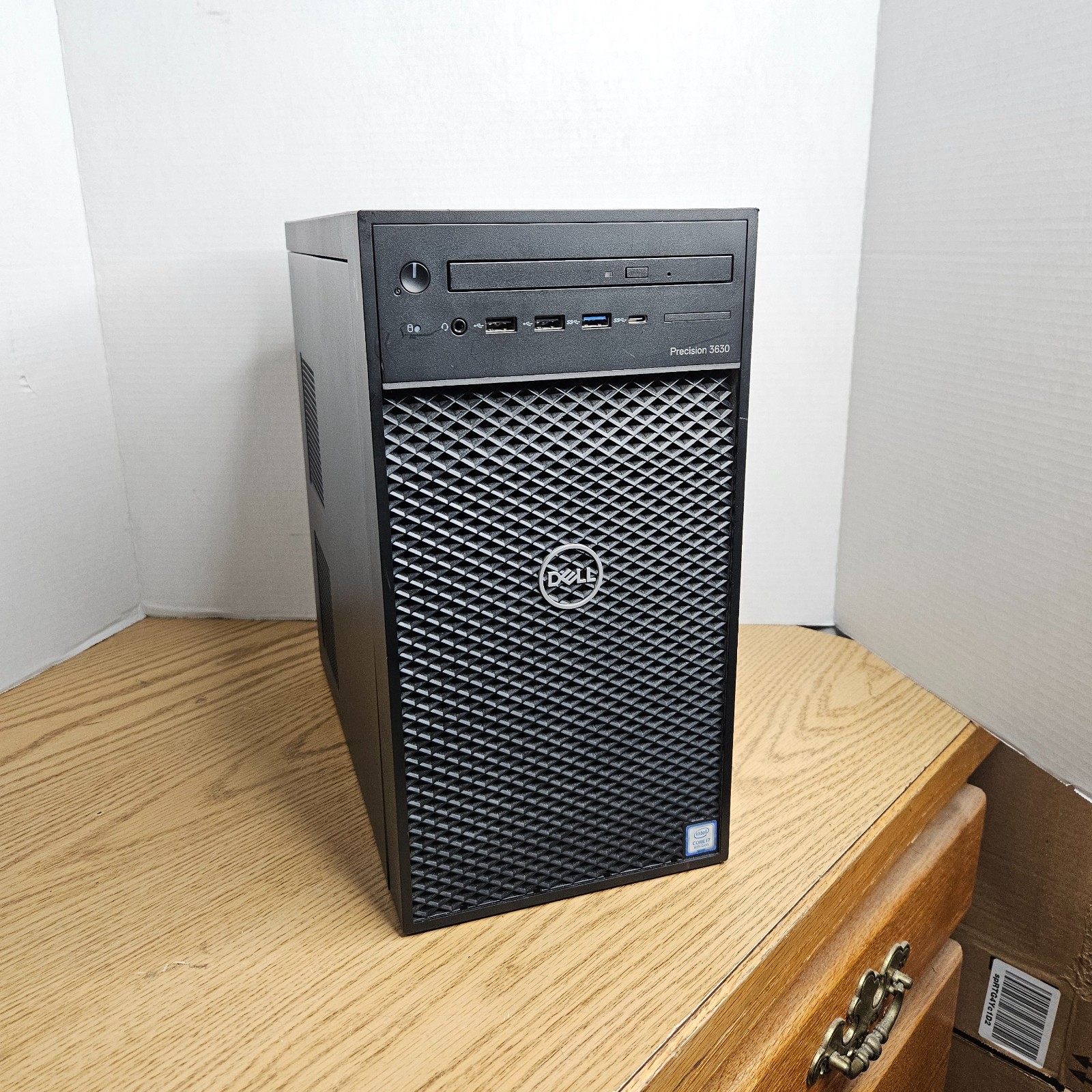 Dell Precision 3630 Tower i7-8700 3.2GHz 8GB P2000 No OS/HDD