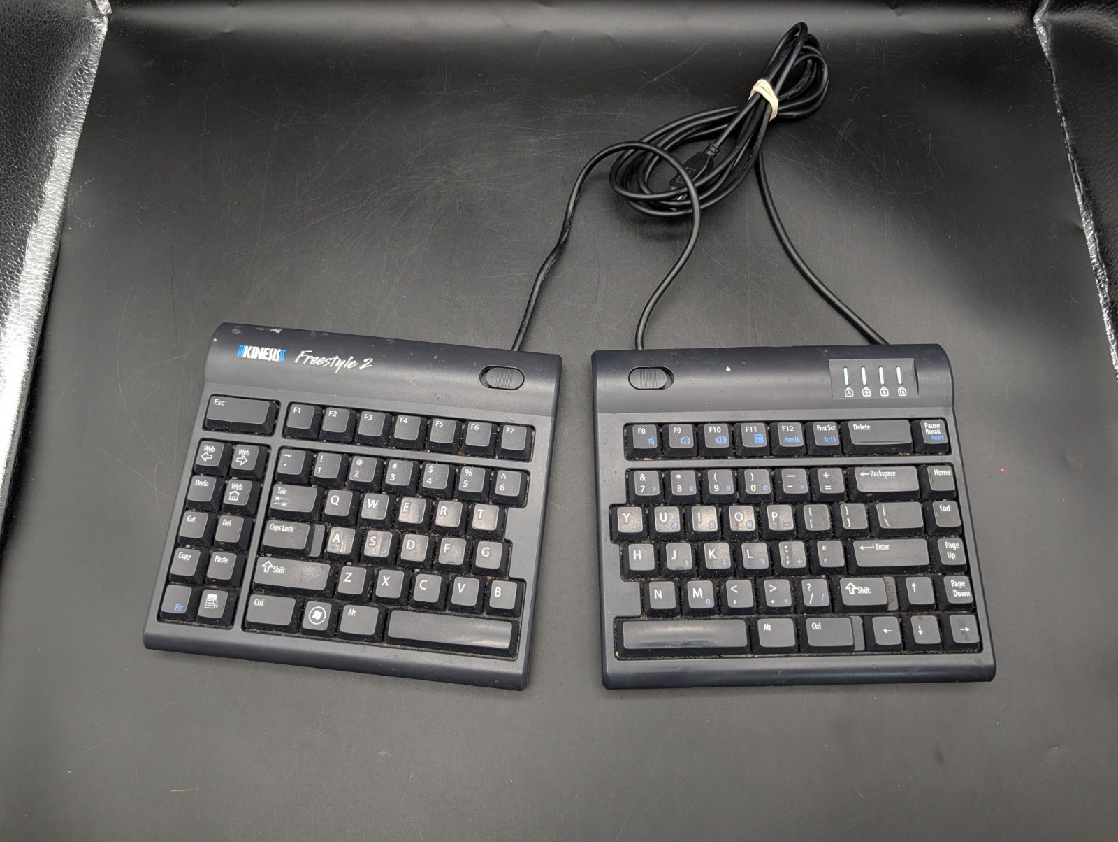Kinesis Freestyle2 Ergonomic Split Keyboard - PC Version - Tested & Working