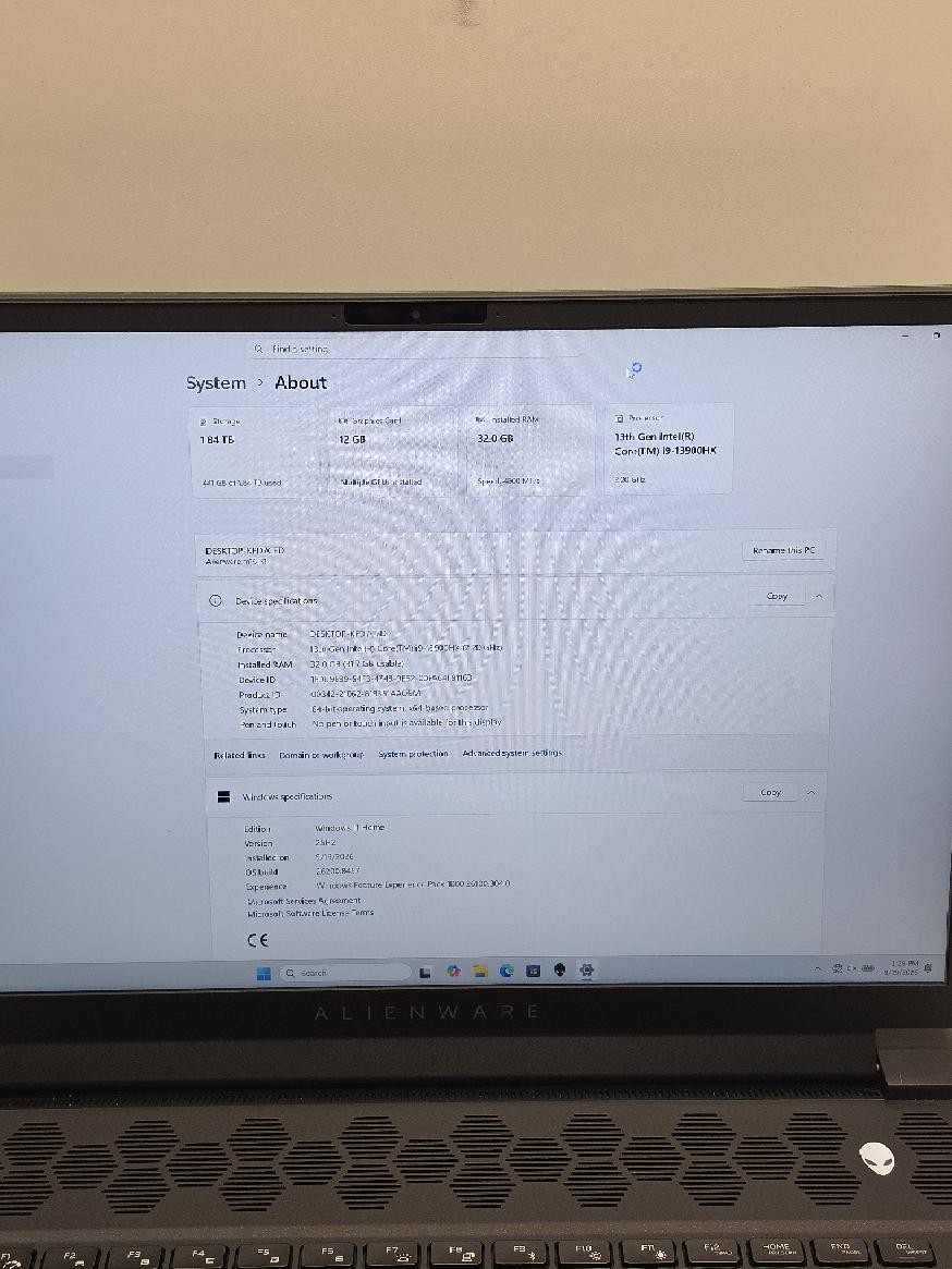 Alienware M16 R1 13th Gen i9-13900HX, 32GB RAM, 2TB SSD, RTX 4080 La (P03072173)