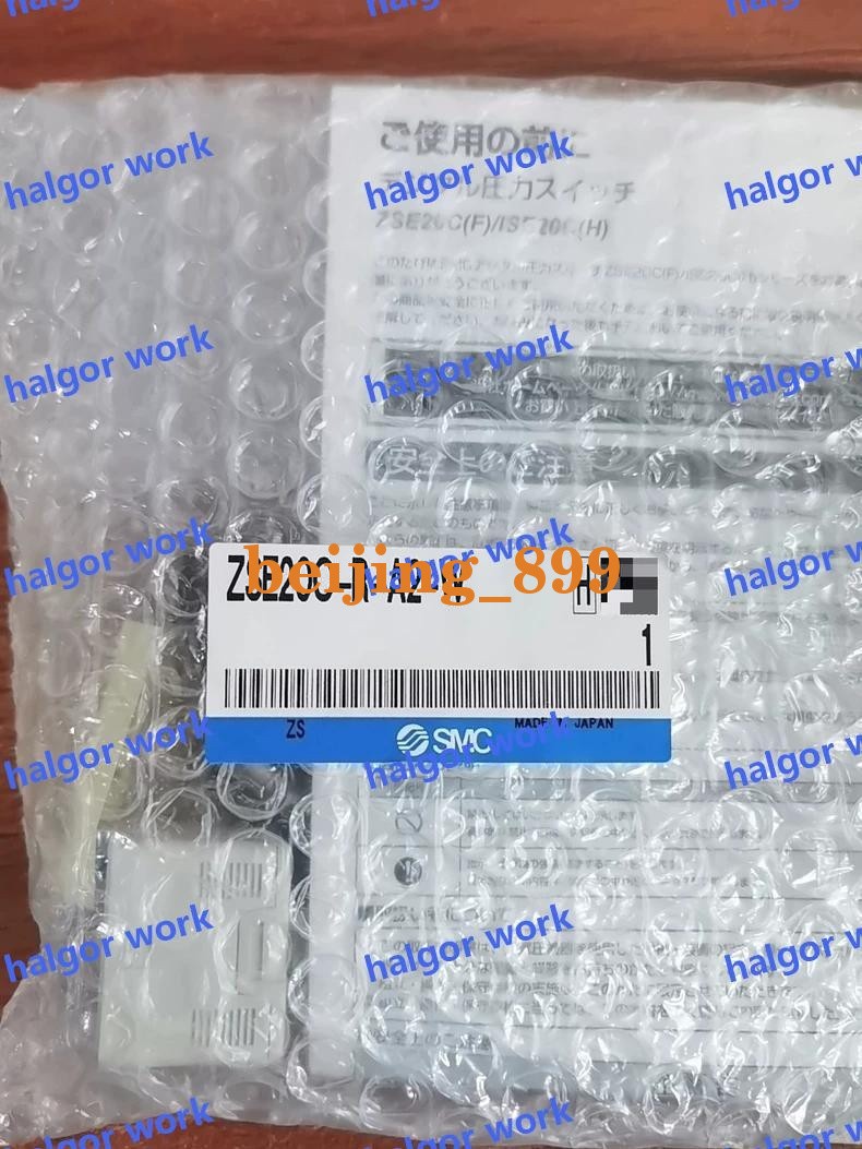 1PCS NEW   ZSE20C-R-A2-W     Fast transportation