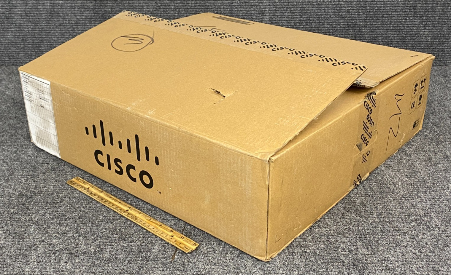 Cisco N2K-C2348TQ-10GE 48-Port Ethernet Fabric Extender w/ Cords (Open Box)