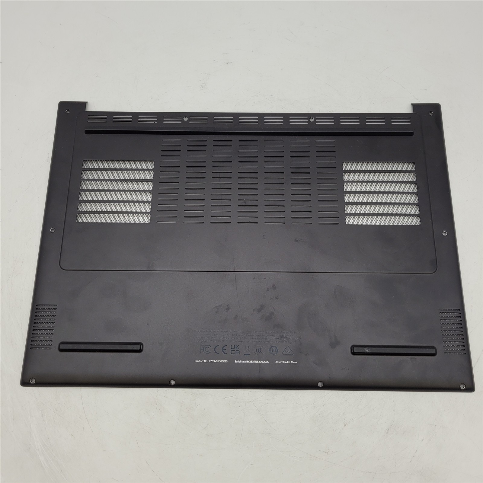 OEM Bottom Base Cover Lower Housing Black for Razer Blade 14 2025 RZ09-05306