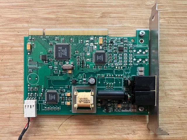 Lucent Technologies 56K Internal Data/Fax/Voice Modem Card Model 90074