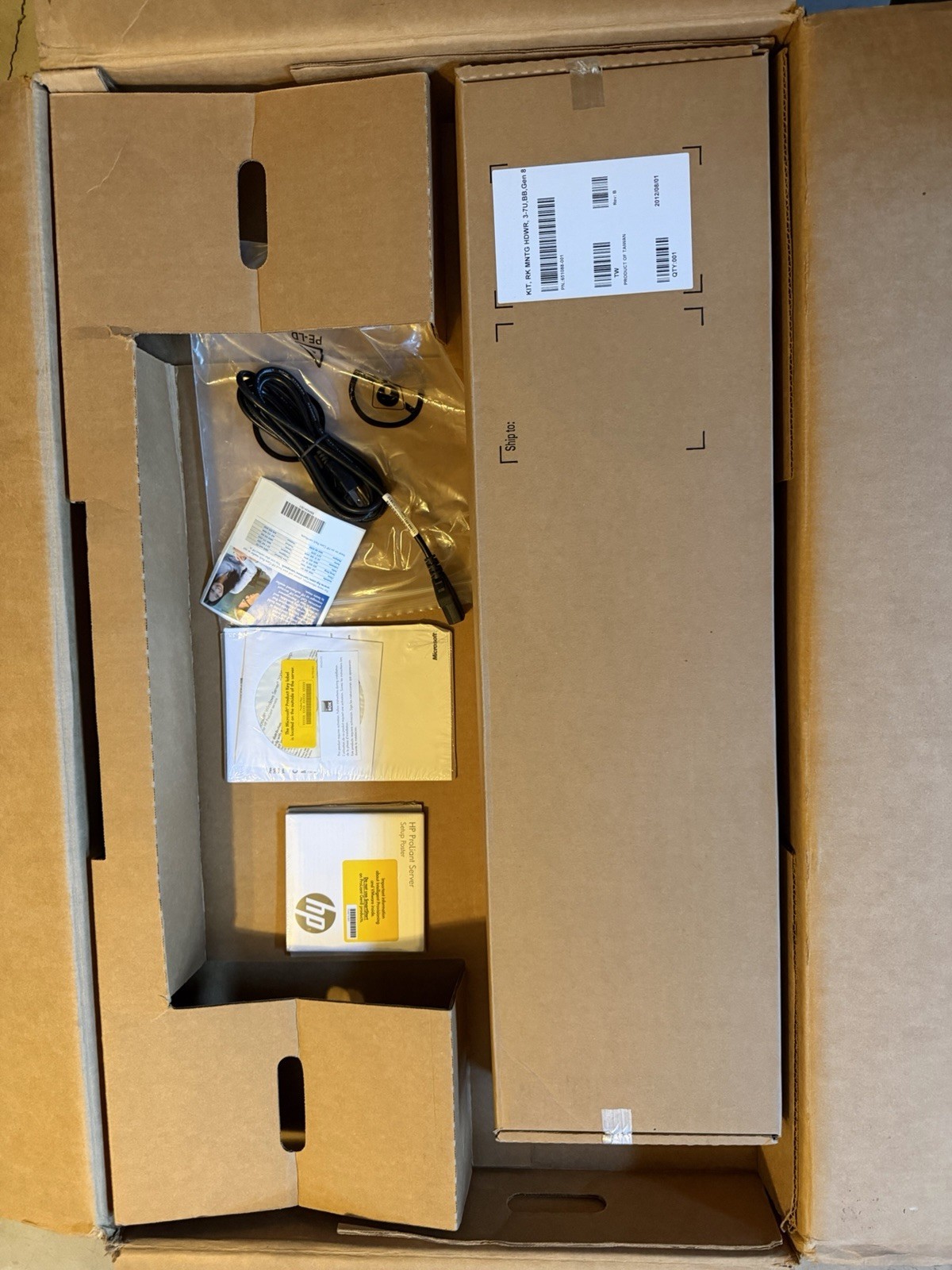HP ProLiant ML350p Gen8 5U Rack Server 2x Xeon 64GB RAM 4x500GB HDD Rails /OS