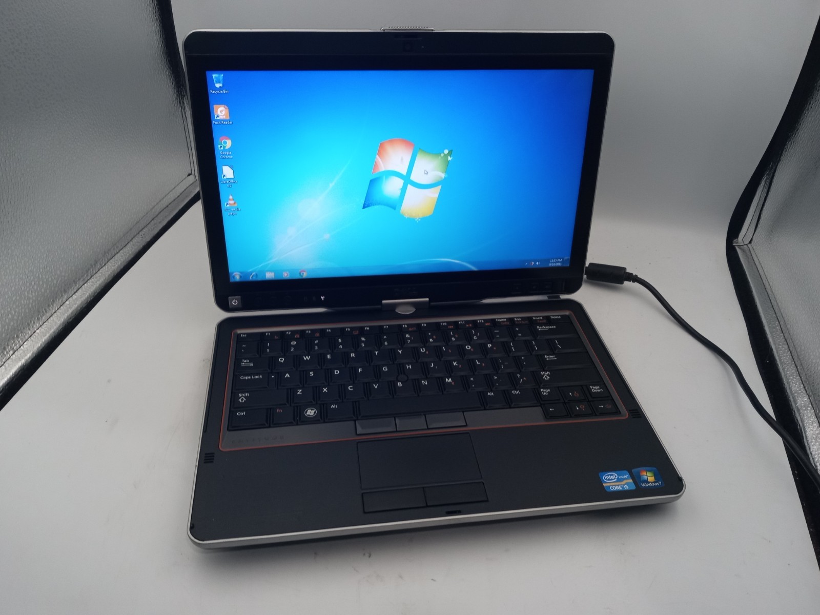 Dell Latitude XT3 13.3" 2in1 Touch i3-2330M 8GB 320GB Windows 11 BAD BATTERY -RR