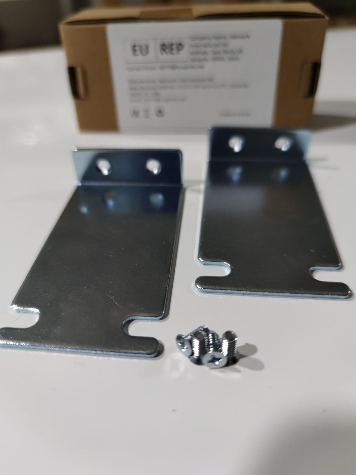 19in Rack Mount Kit with Cisco 890 Series ISR Routers, ACS-890-RM-19=