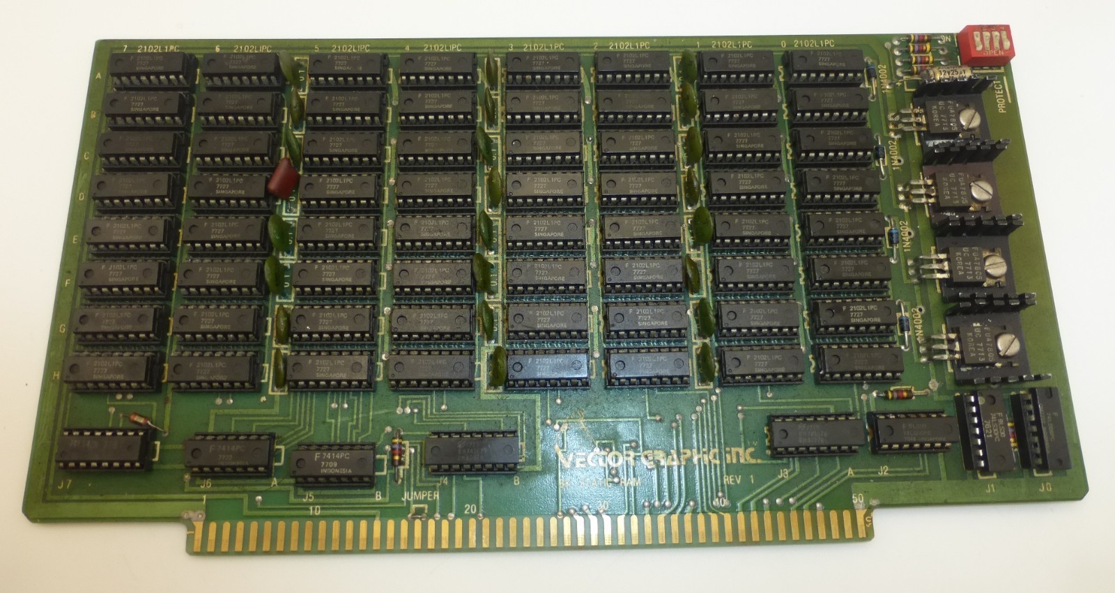 Vintage Vector Graphic 8K Static RAM S-100 Memory Board 2102 SRAM IMSAI ALTAIR