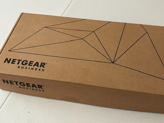 NETGEAR JGS516PE ProSafe Plus 16-Port Gigabit Ethernet PoE - Factory Refurbished