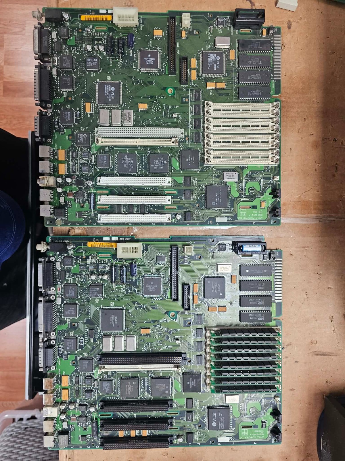 2x Vintage Apple Computer Macintosh IIci Motherboards 820-0242-A & 1x Full RAM