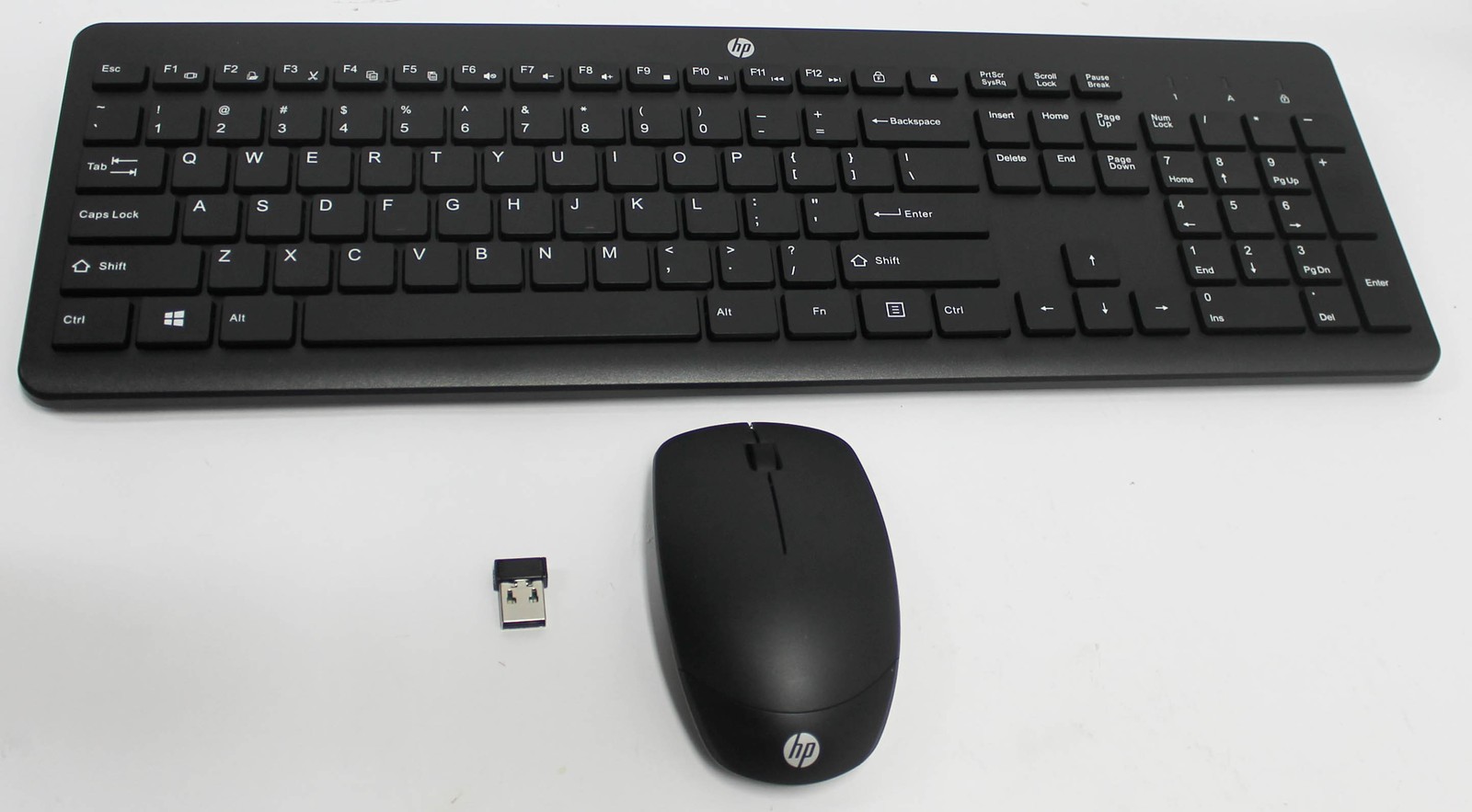 M42114-001 HP 235 WIRELESS MOUSE & KEYBOARD COMBO US BLACK "GRADE A"