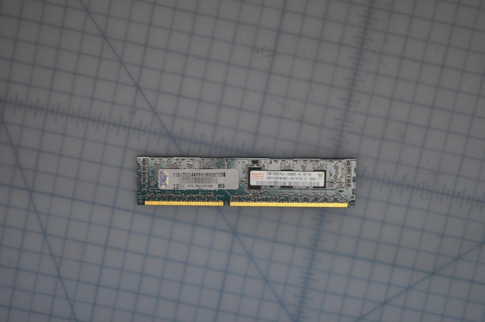 IBM MEMORY 1GB DDR3-1333 1RX8 LP RDIMM USED 44T1490 