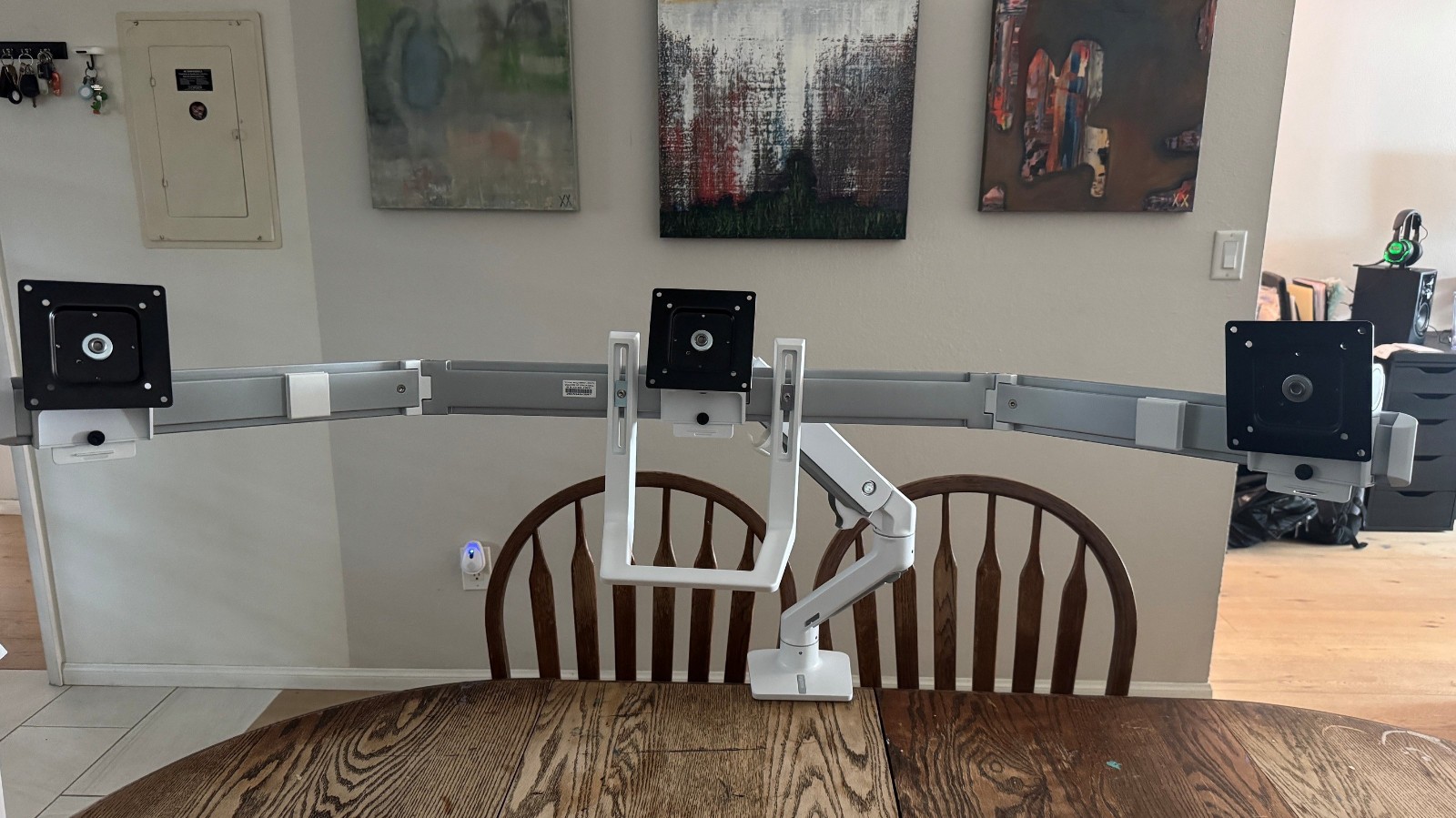 Ergotron HX Desk Monitor Arm with Triple Bow Kit