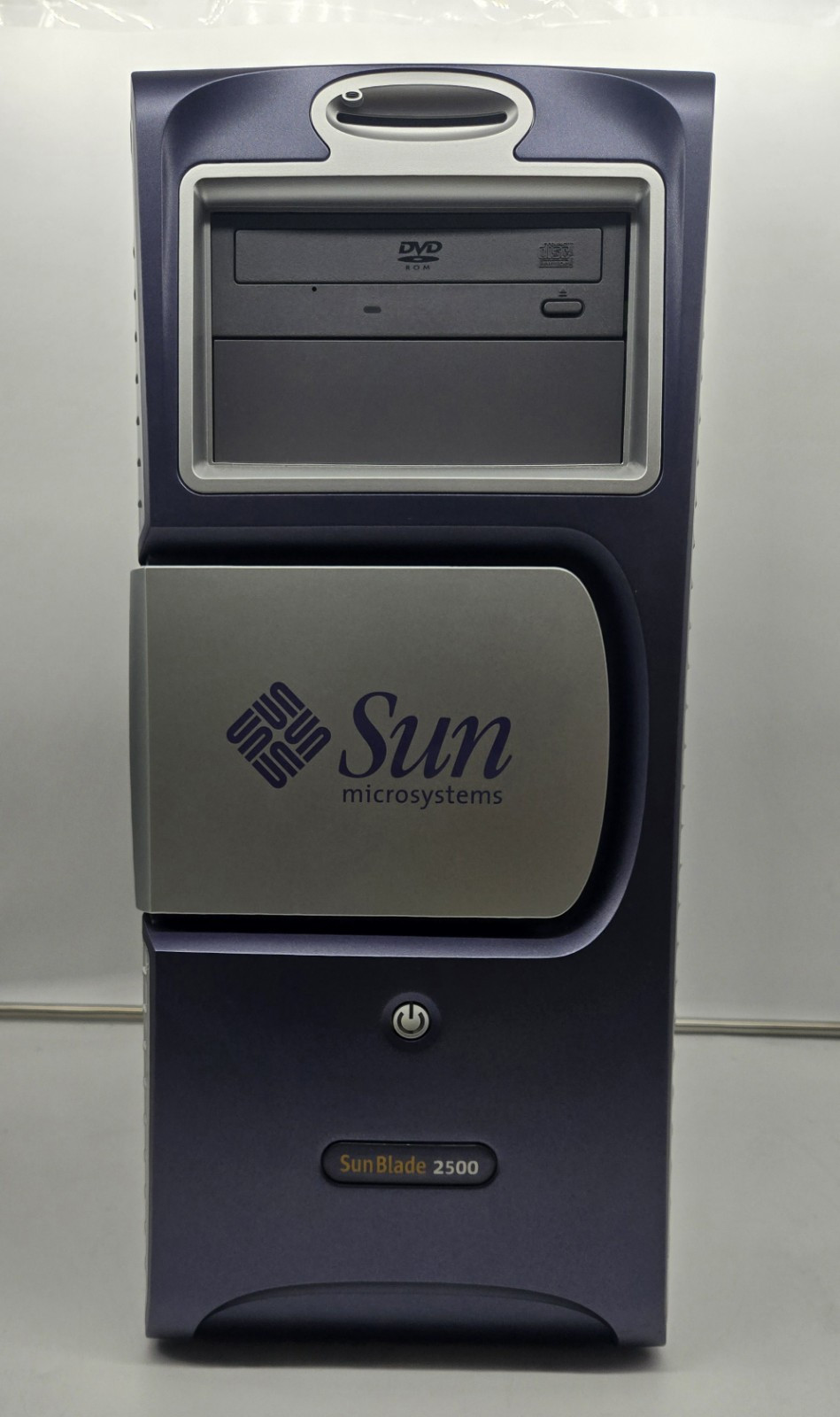 Sun Blade 2500 Silver 2x 1.6GHz CPU 4GB RAM 1x146GB HDD XVR-600 DVD Test Report