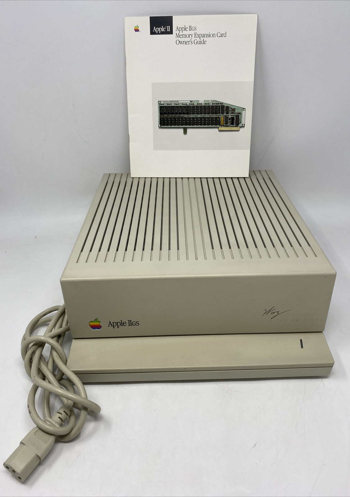Apple II GS Computer Woz Limited Edition Model A2S6000 With Memory Expansion