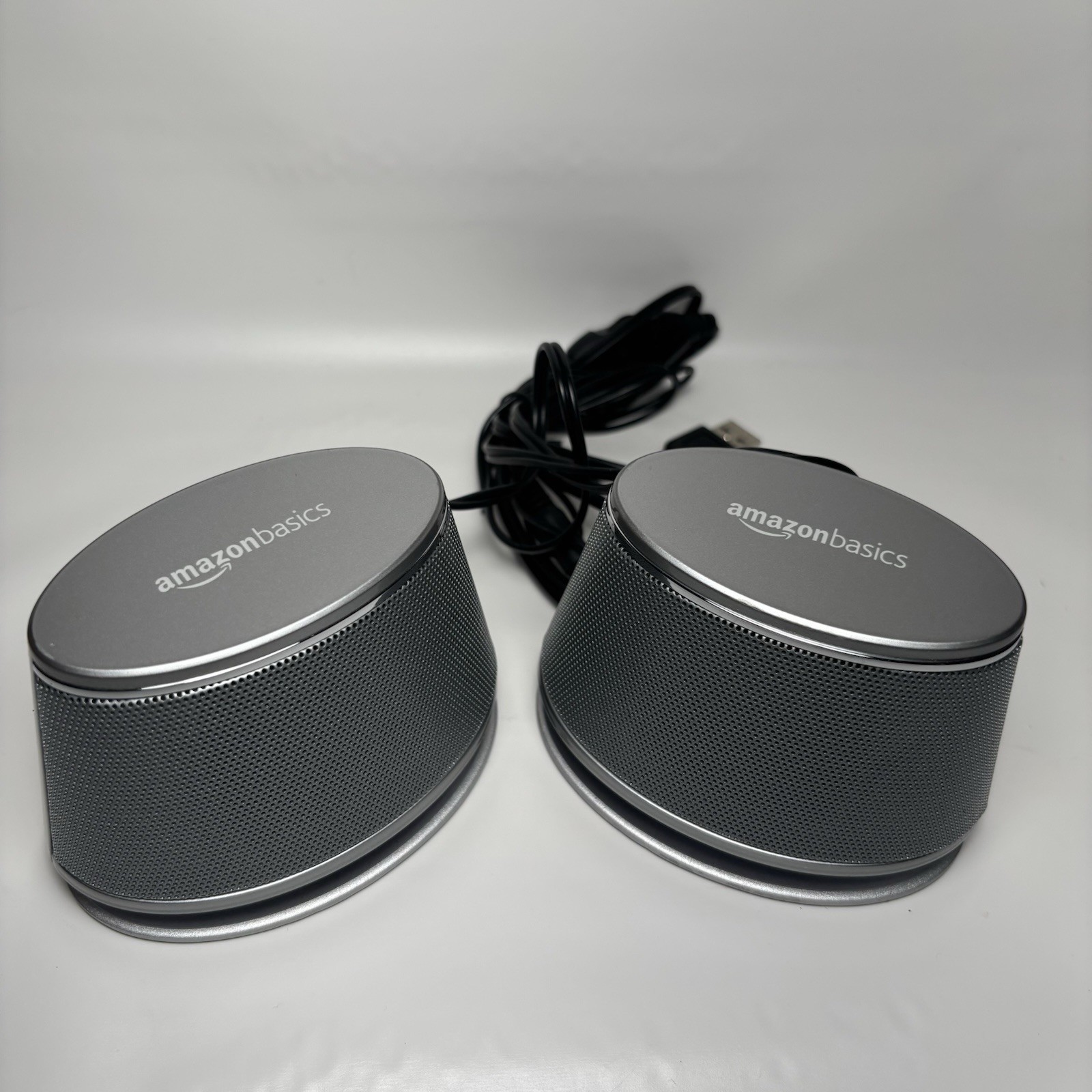 Amazon Basics Stereo 2.0 Speakers for PC or Laptop, 3.5mm - Silver