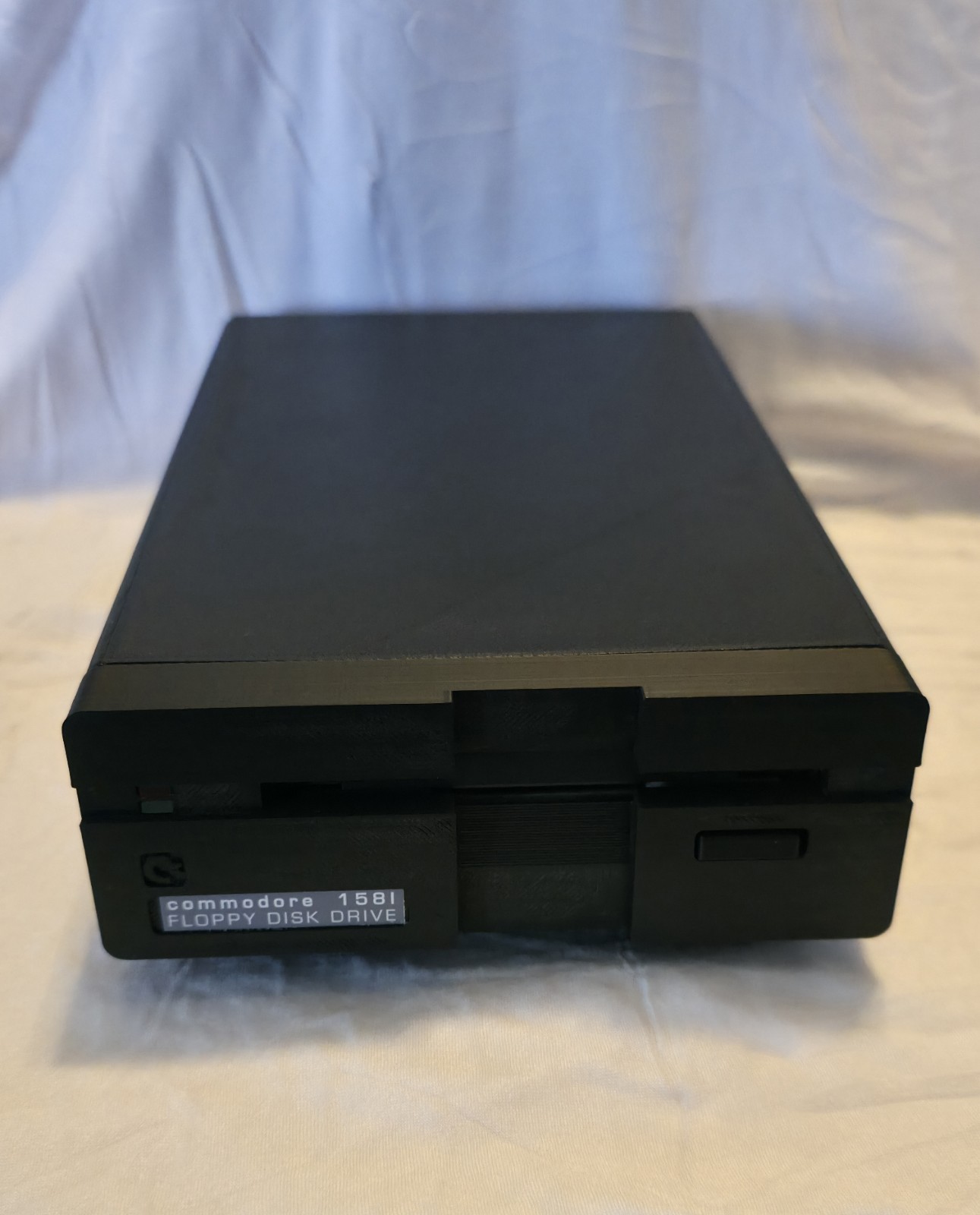Commodore 1581 Floppy Disk Drive w/ Power Supply, Cable & Disks