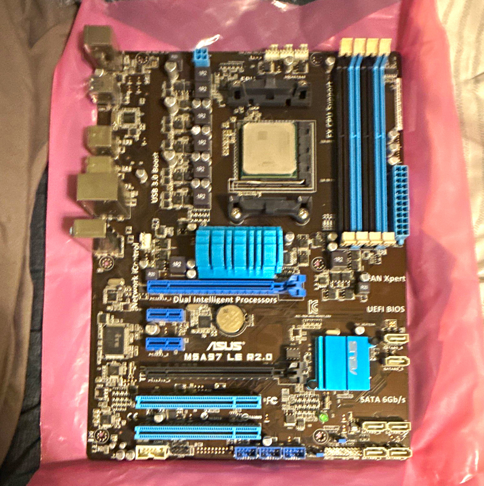 ASUS M5A97 LE R2.0 ATX AM3+ w/ AMD FX-6300 3.5GHz 6-Core DDR3 UEFI