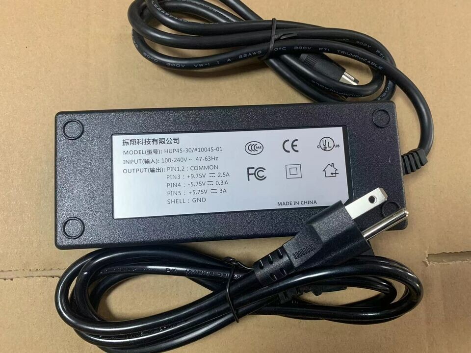 1PCS XP Power HUP45-30/#10045-01 Universal power five-pin plug/without screw cap
