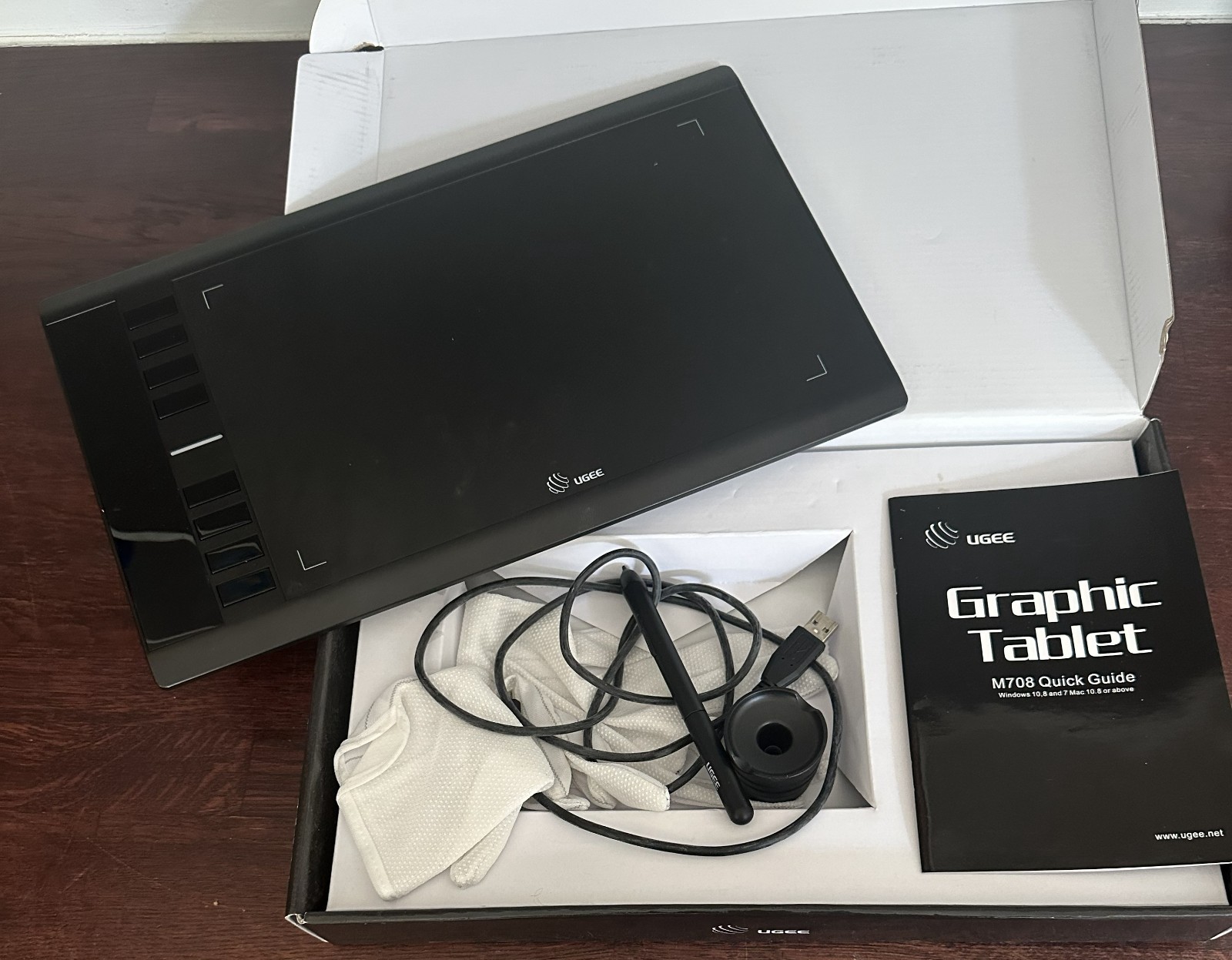 Ugee M708-2 Graphics Painting Art Tablet Pad Drawing Board Pen