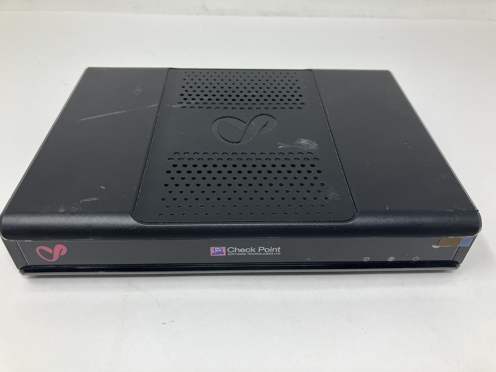 Check Point V-80 Office Security Gateway 1550 Firewall Appliance