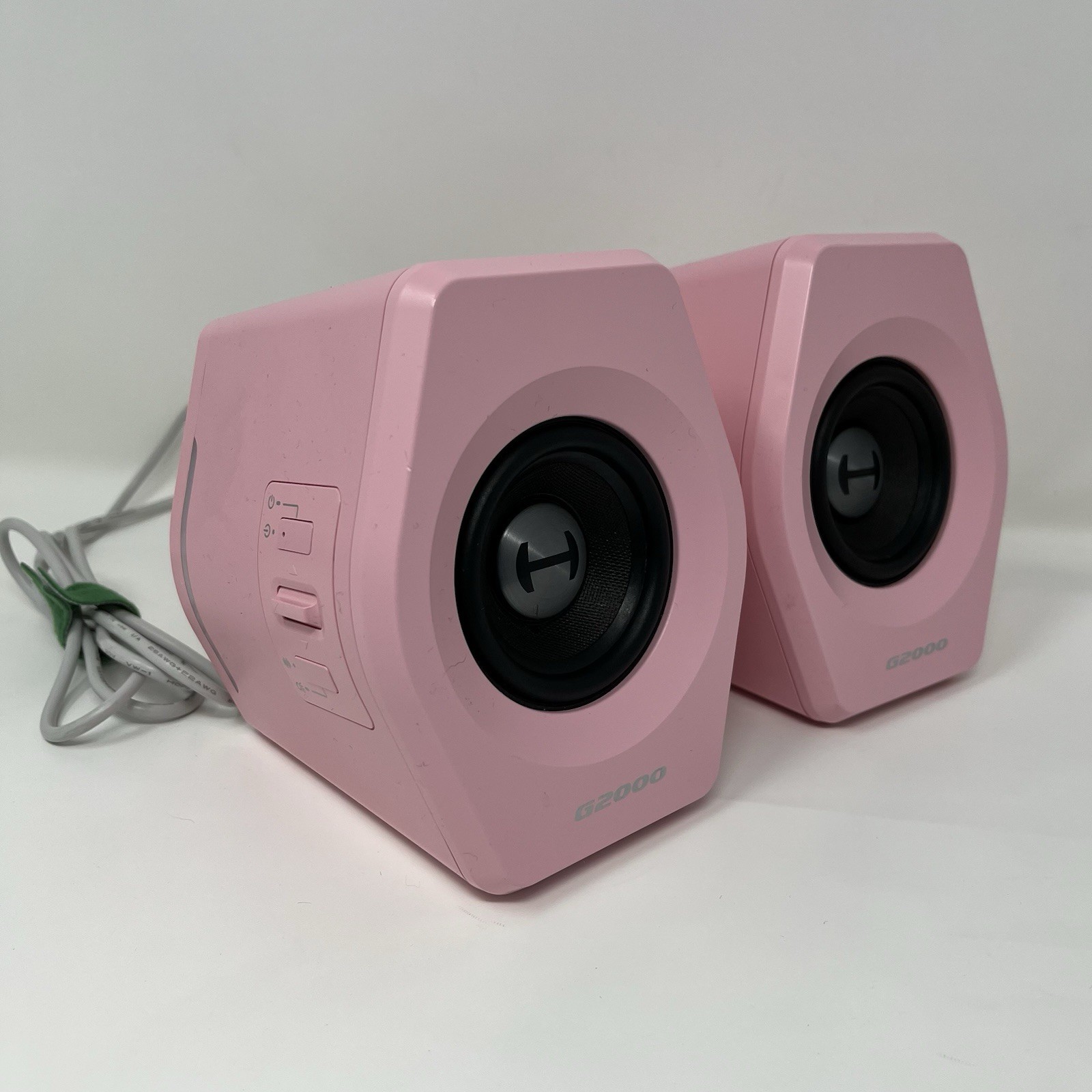 Edifier Hecate G2000 2.0 Computer Gaming Speakers Bluetooth RGB Pink