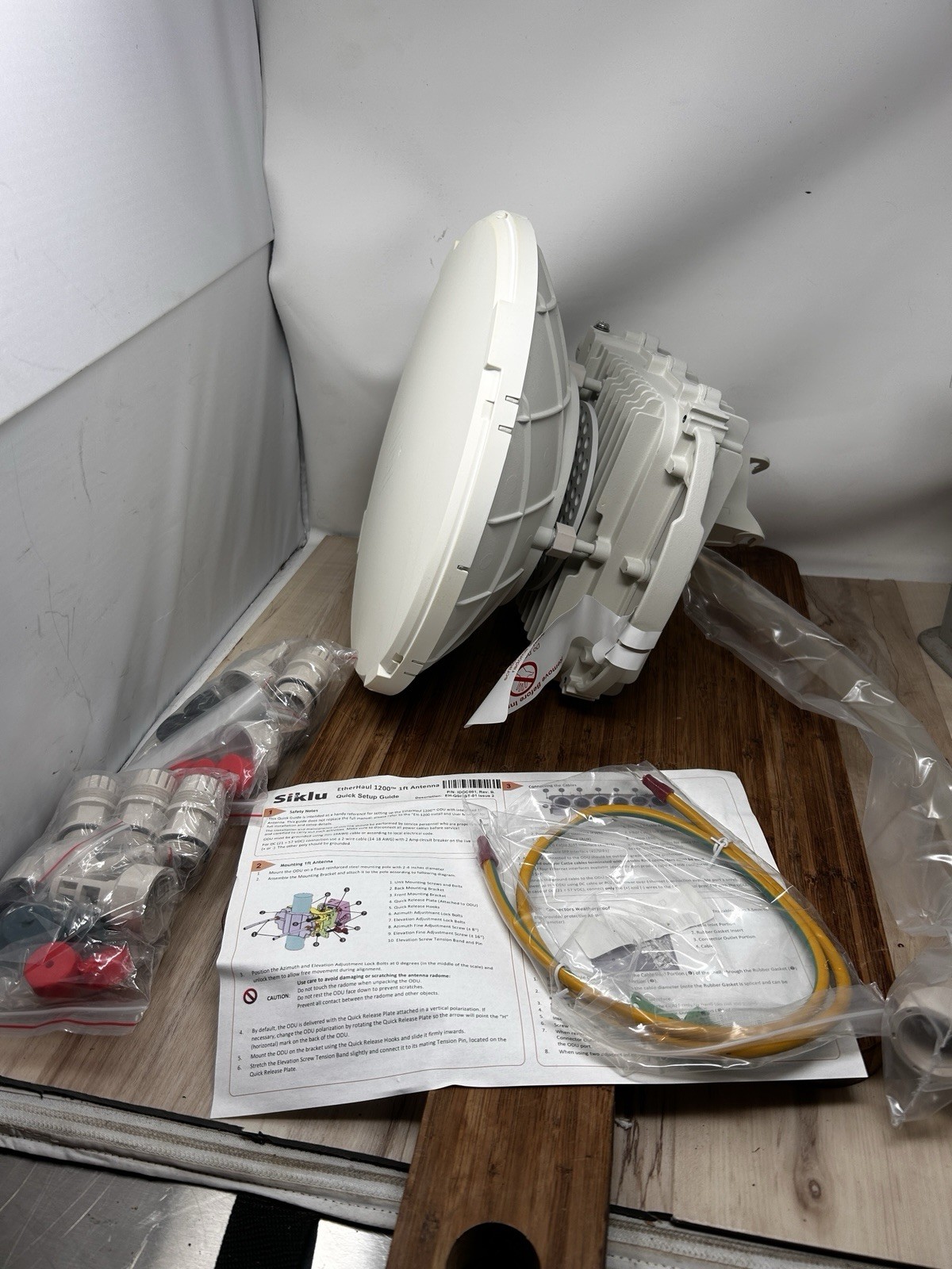 Siklu EtherHaul EH-1200F-ODU-L 1ft Ant Tx Low 2copper + 2fiber