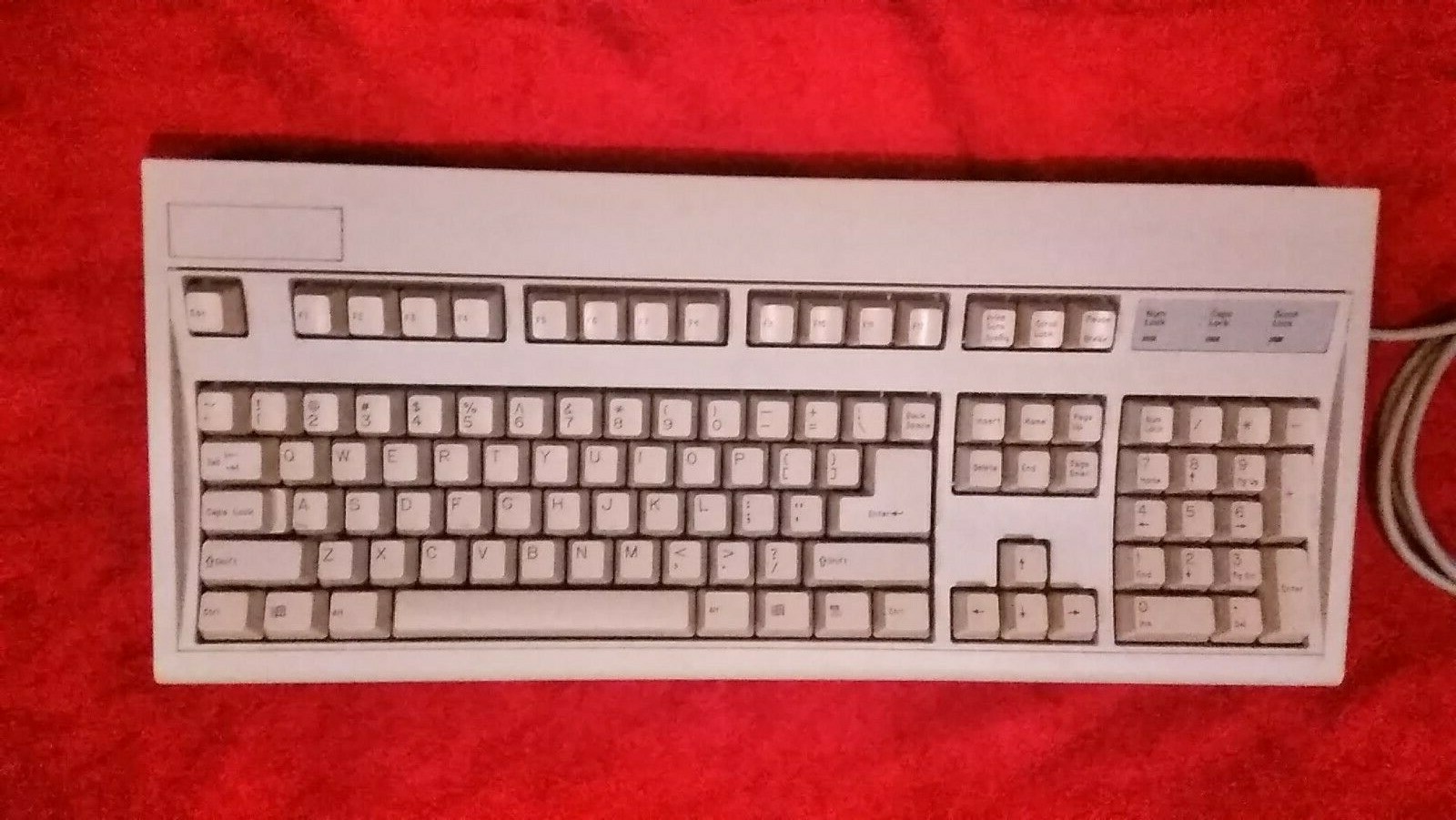 Vintage Keytronic E03601 E03601QLPS2C Wired Keyboard