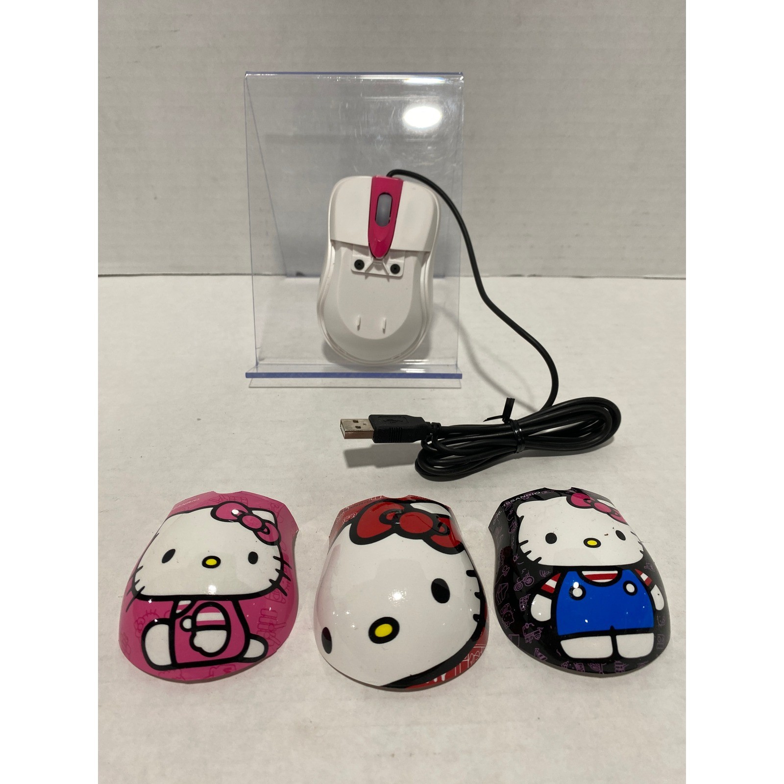 Sanrio Hello Kitty Wired Optical Mouse with 3 Interchangeable Faceplates White